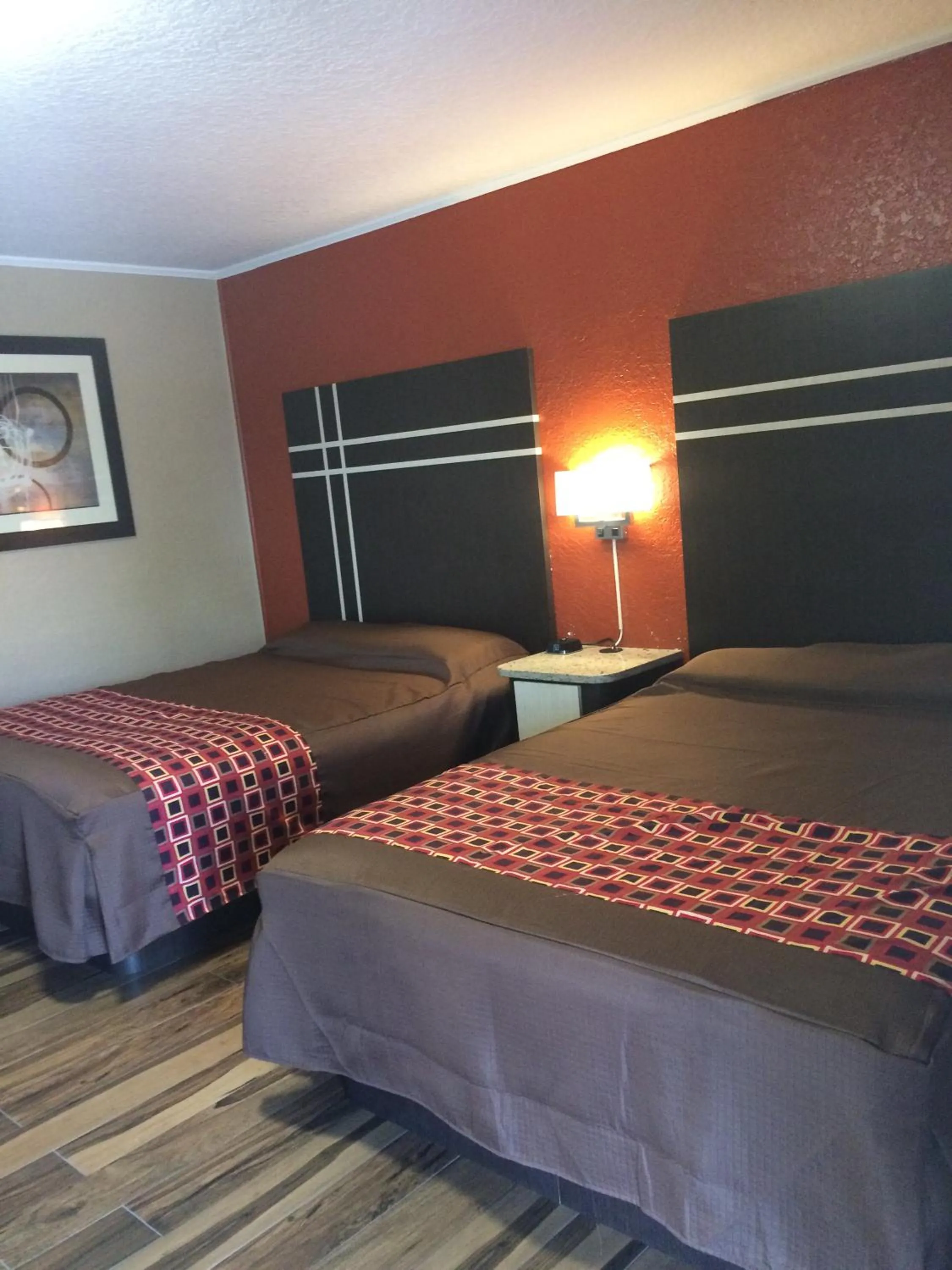 Bed in Budget Inn of Avon Park