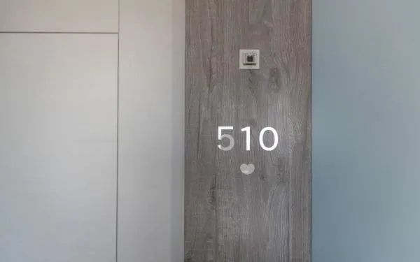 Logo/Certificate/Sign in YOUMAMI Suite Hotel Wellness&Spa