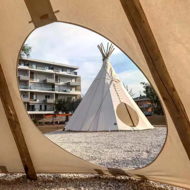 Entertainment in YOUMAMI Suite Hotel Wellness&Spa