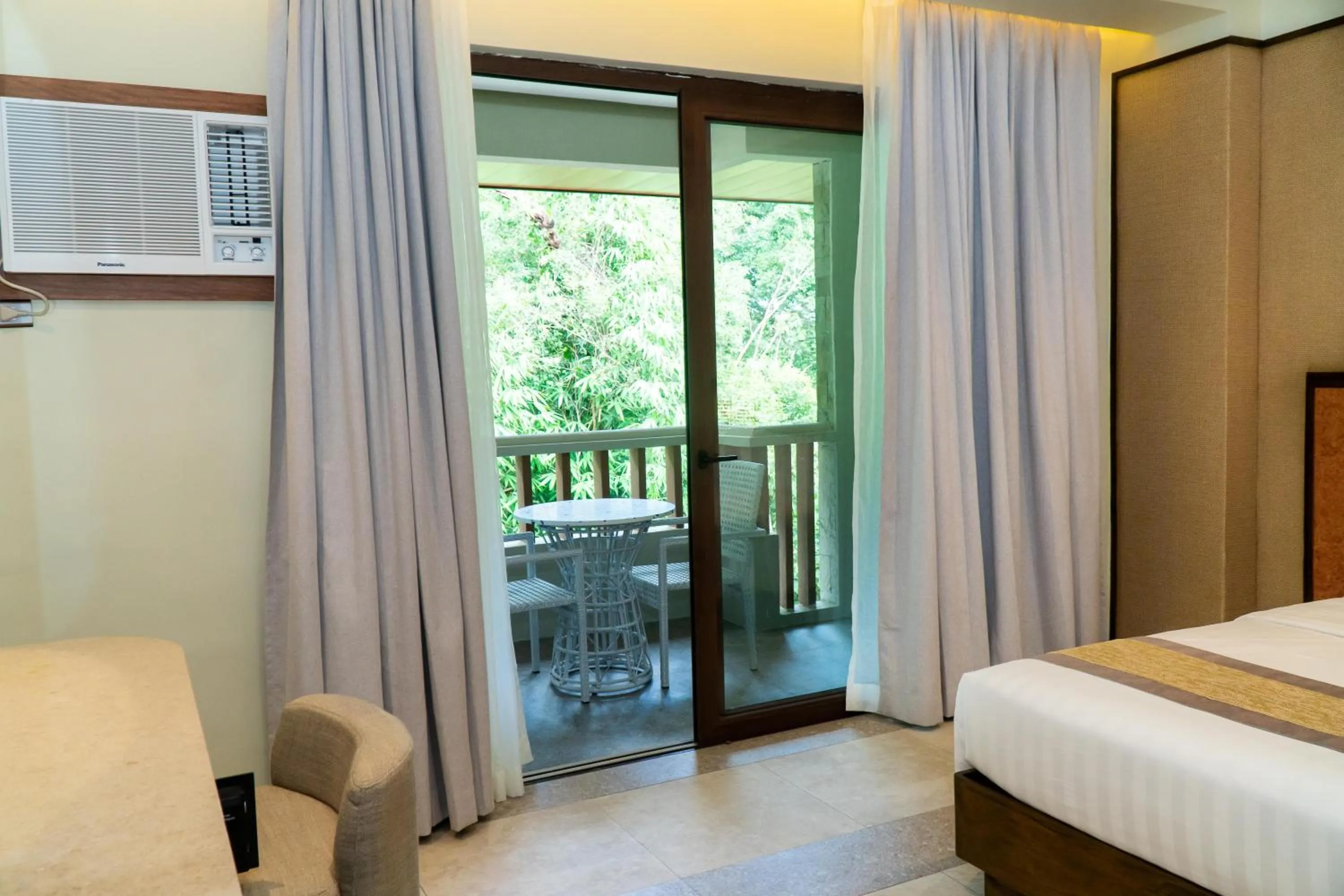 Bed in Coron Westown Resort