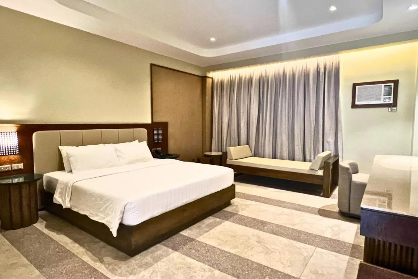 Bed in Coron Westown Resort