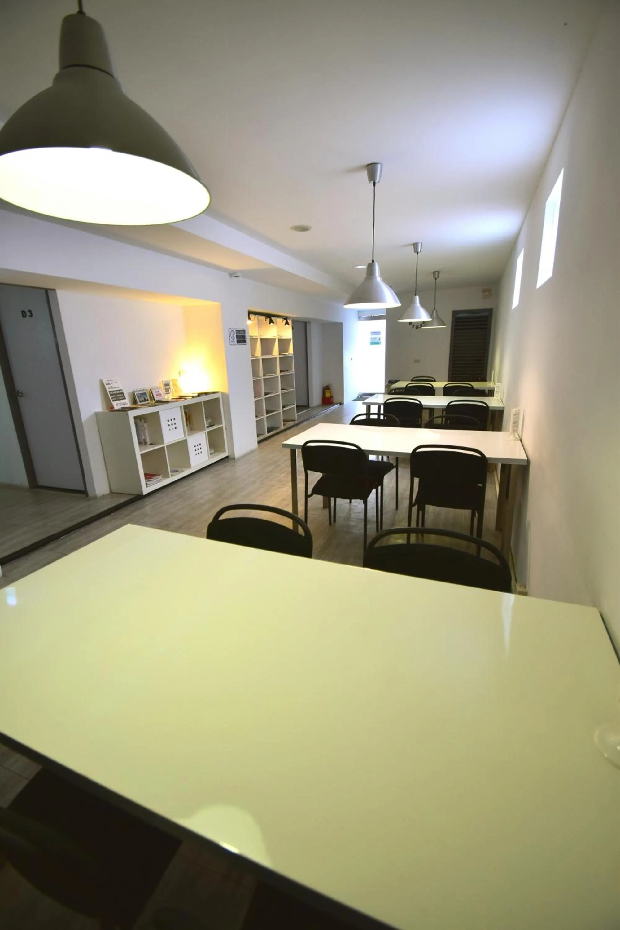 Communal lounge/ TV room in Inn Cube - Taipei Main Station