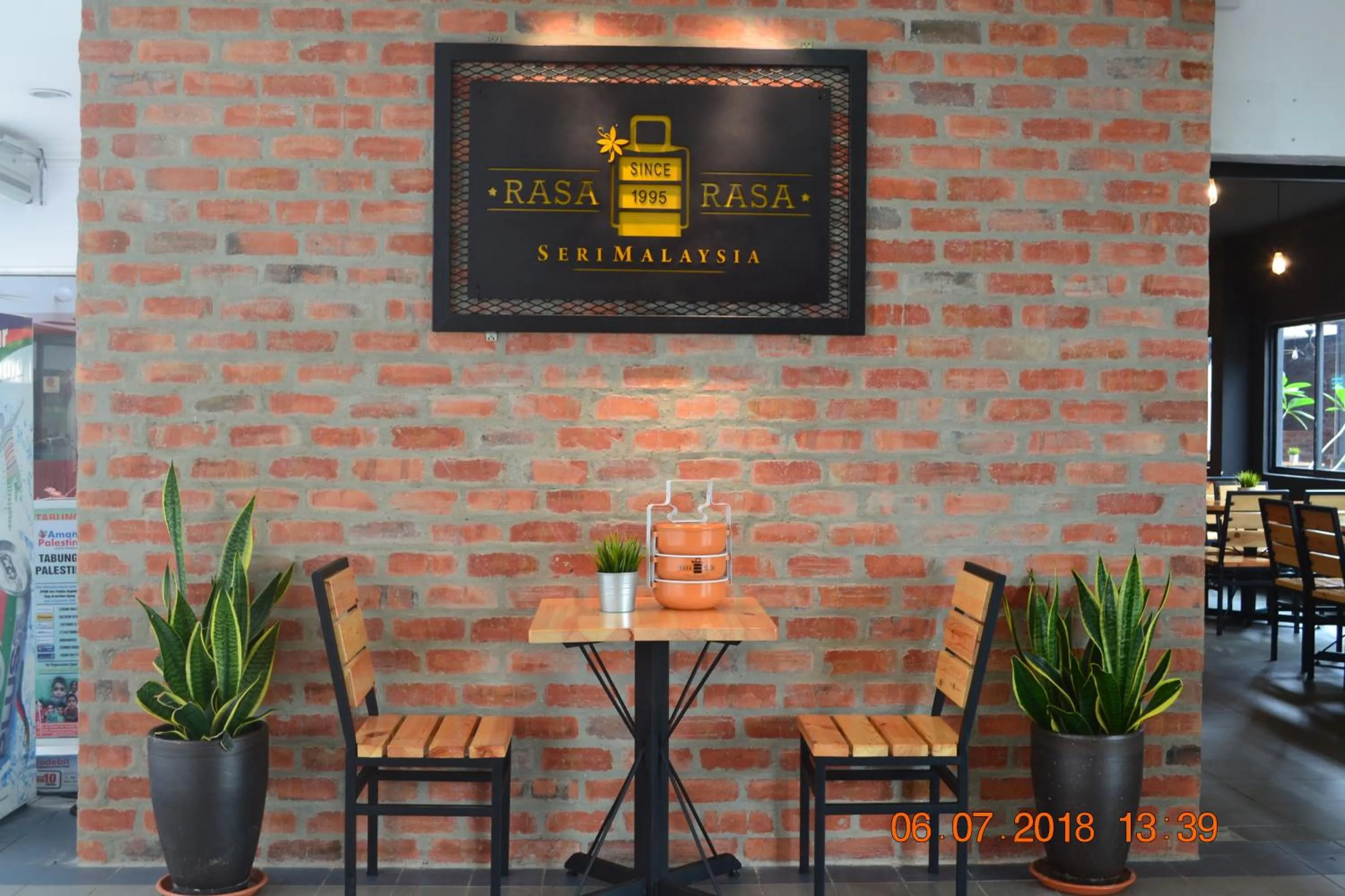 Restaurant/places to eat in Hotel Seri Malaysia Sungai Petani