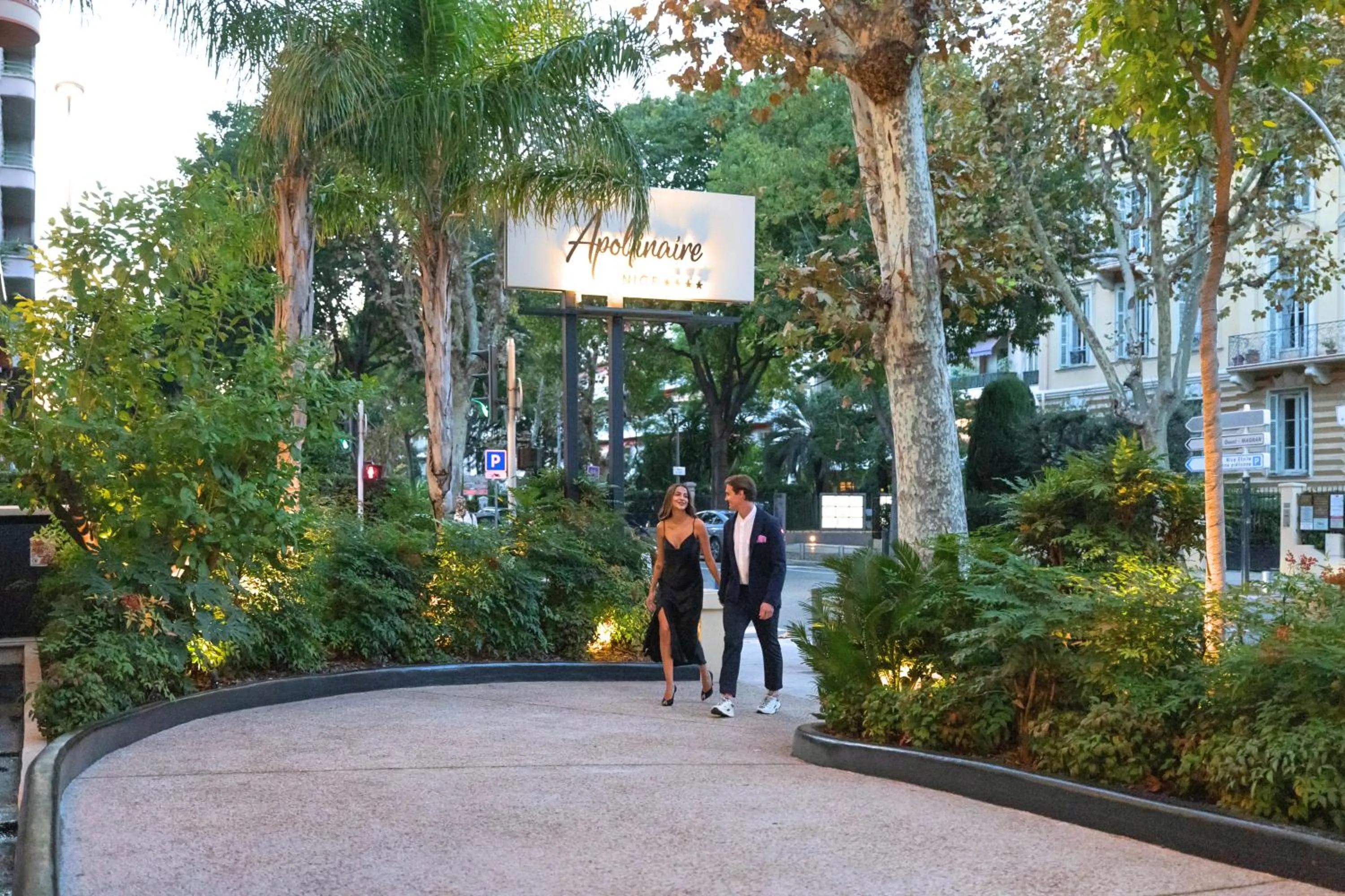 Garden in Hôtel Apollinaire Nice