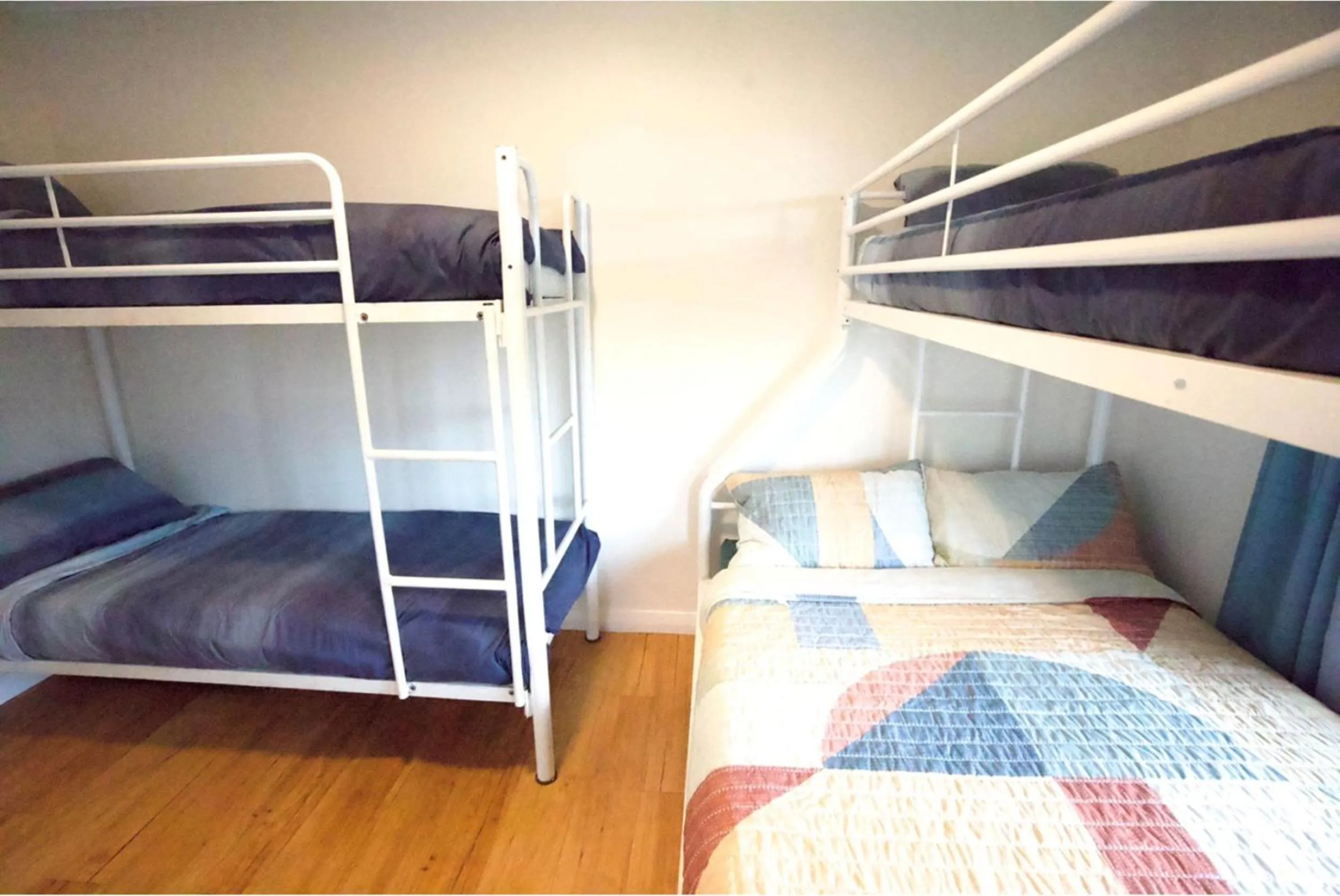 Bed in YHA Pittwater Eco, Sydney