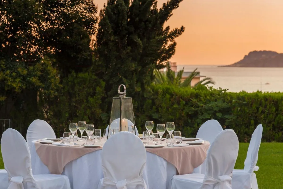 Sea view in Hôtel Château de la Tour