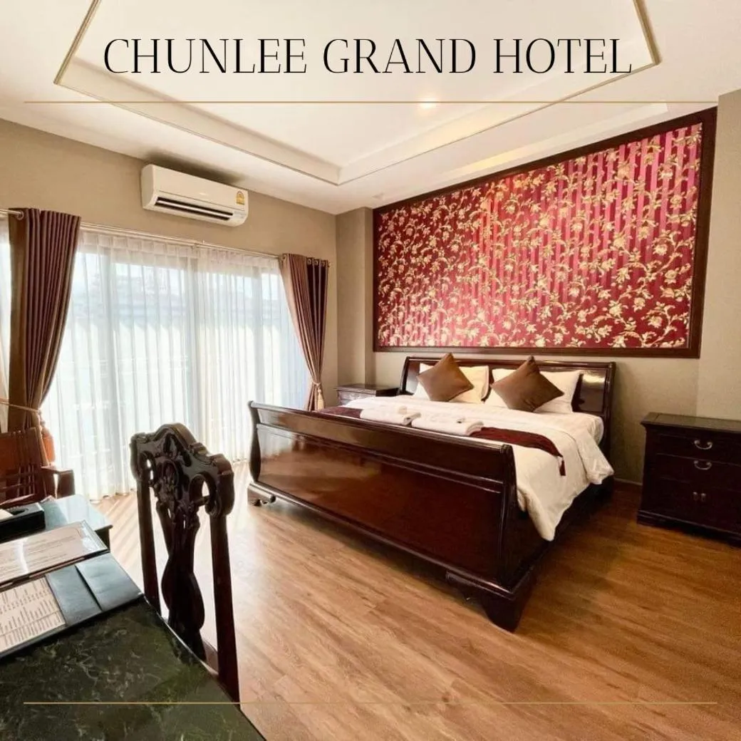 Bed in Chunlee Grand Korat