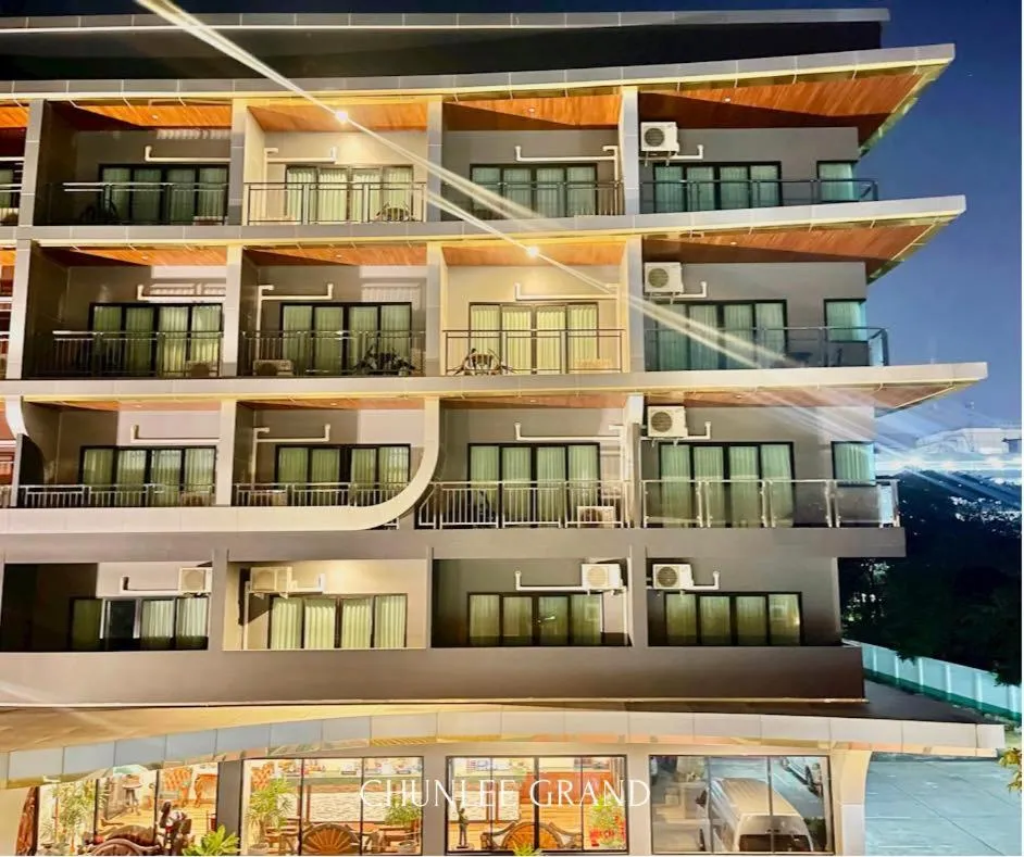Chunlee Grand Korat