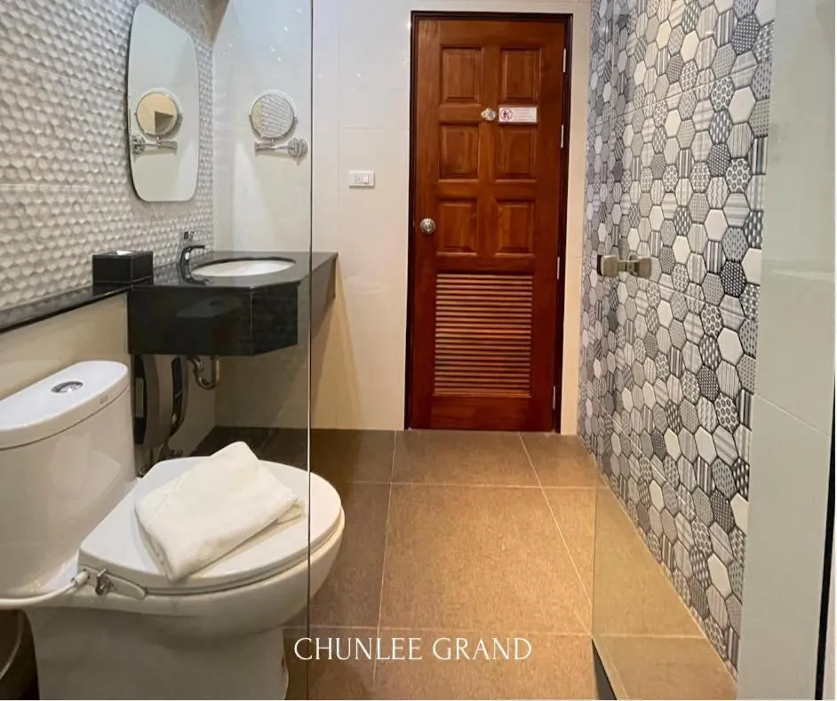 Chunlee Grand Korat