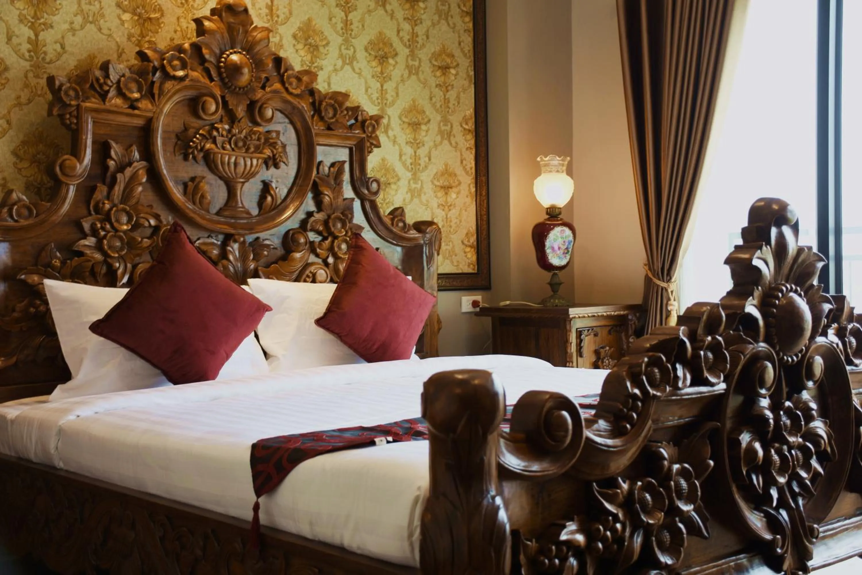 Bed in Chunlee Grand Korat