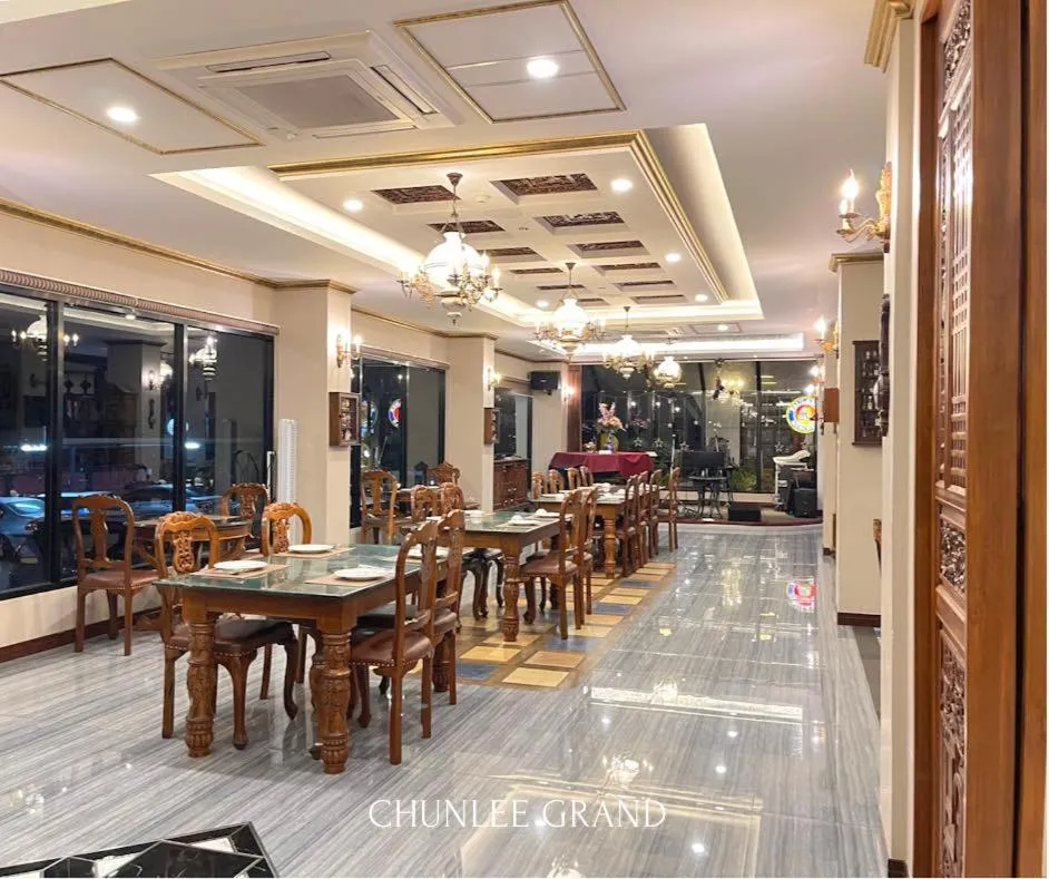 Restaurant/places to eat in Chunlee Grand Korat