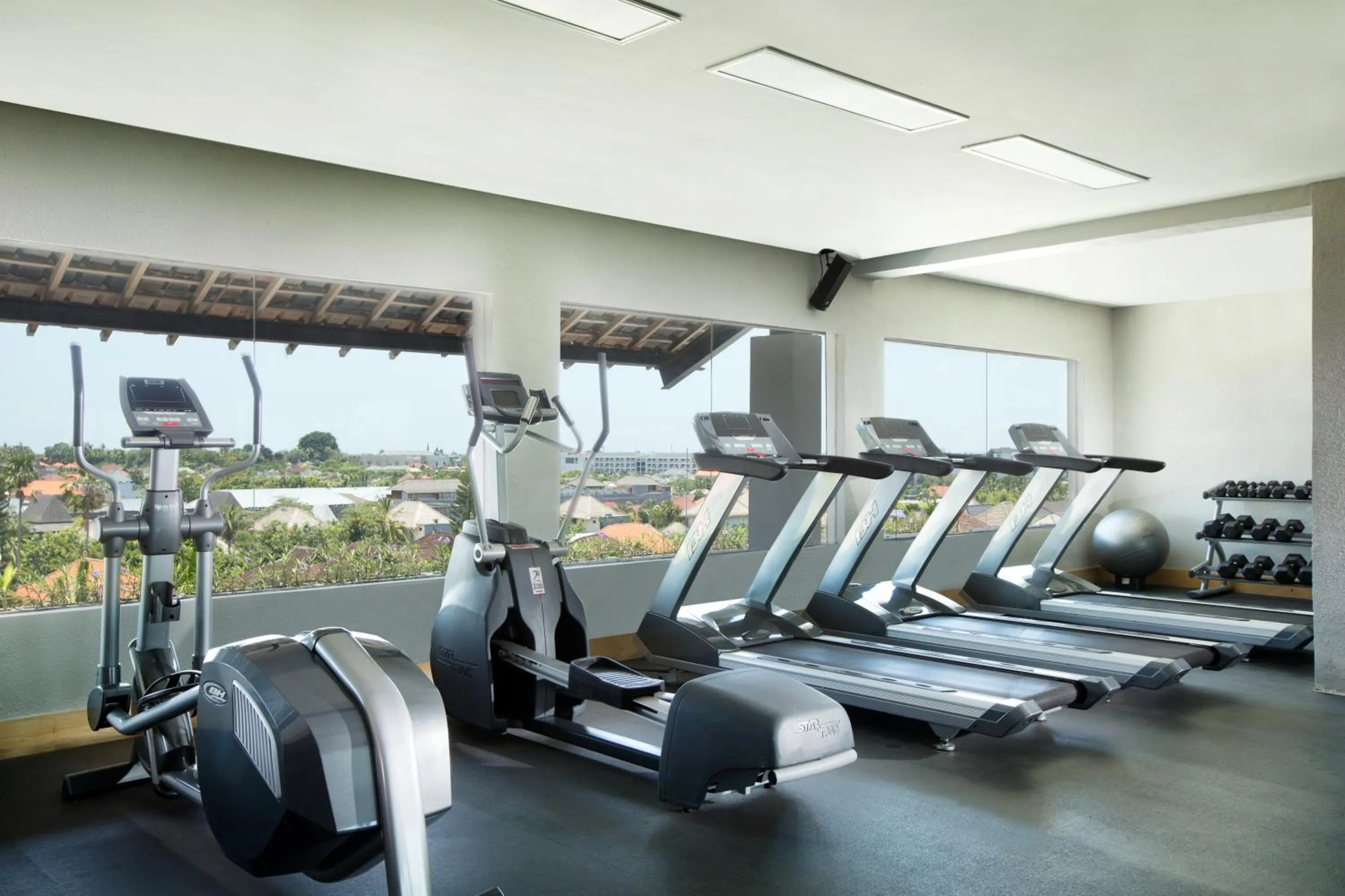 Fitness centre/facilities in Cross Paasha Bali Seminyak