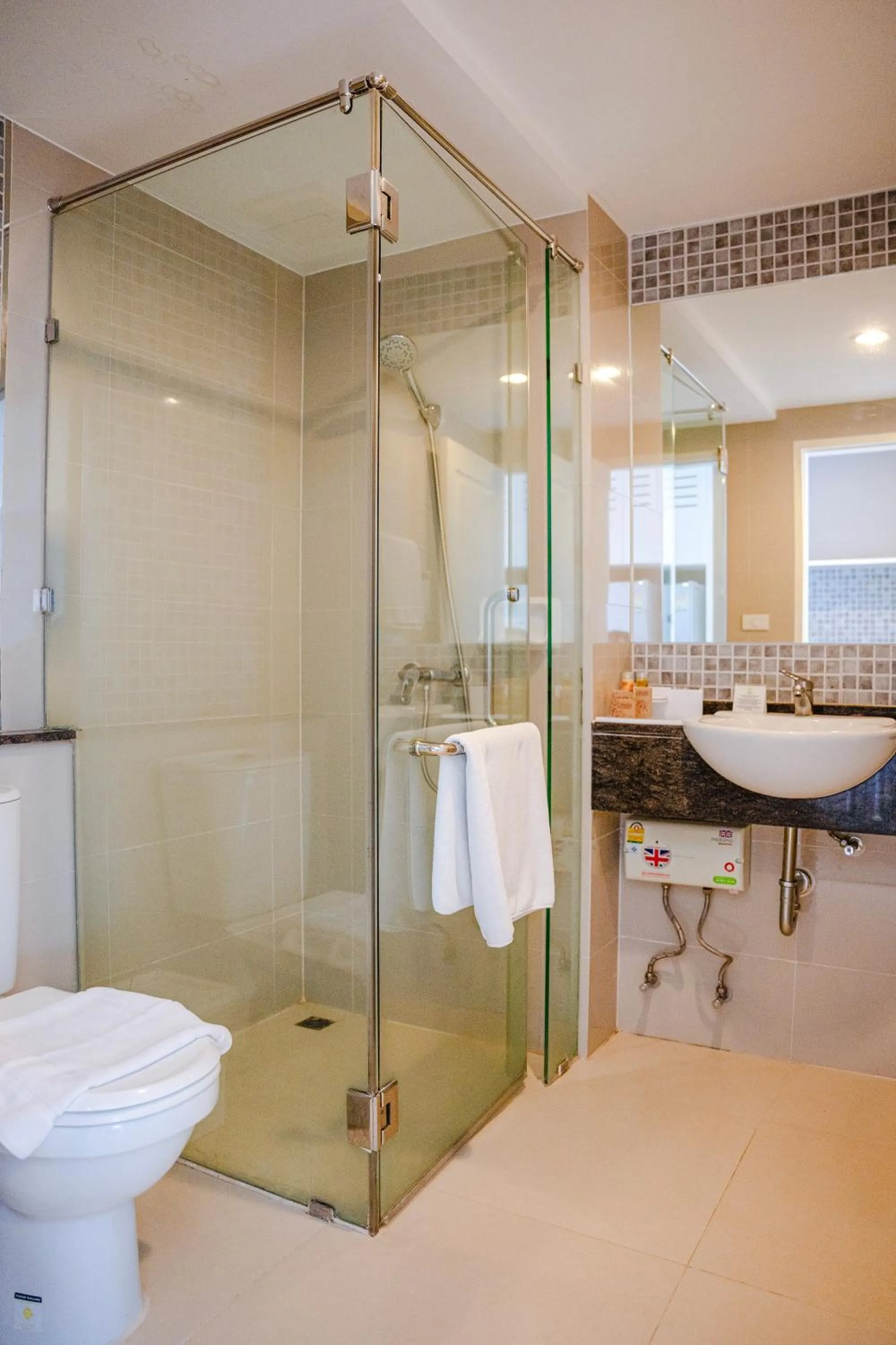 Bathroom in Cinnamon Hotel Bangkok