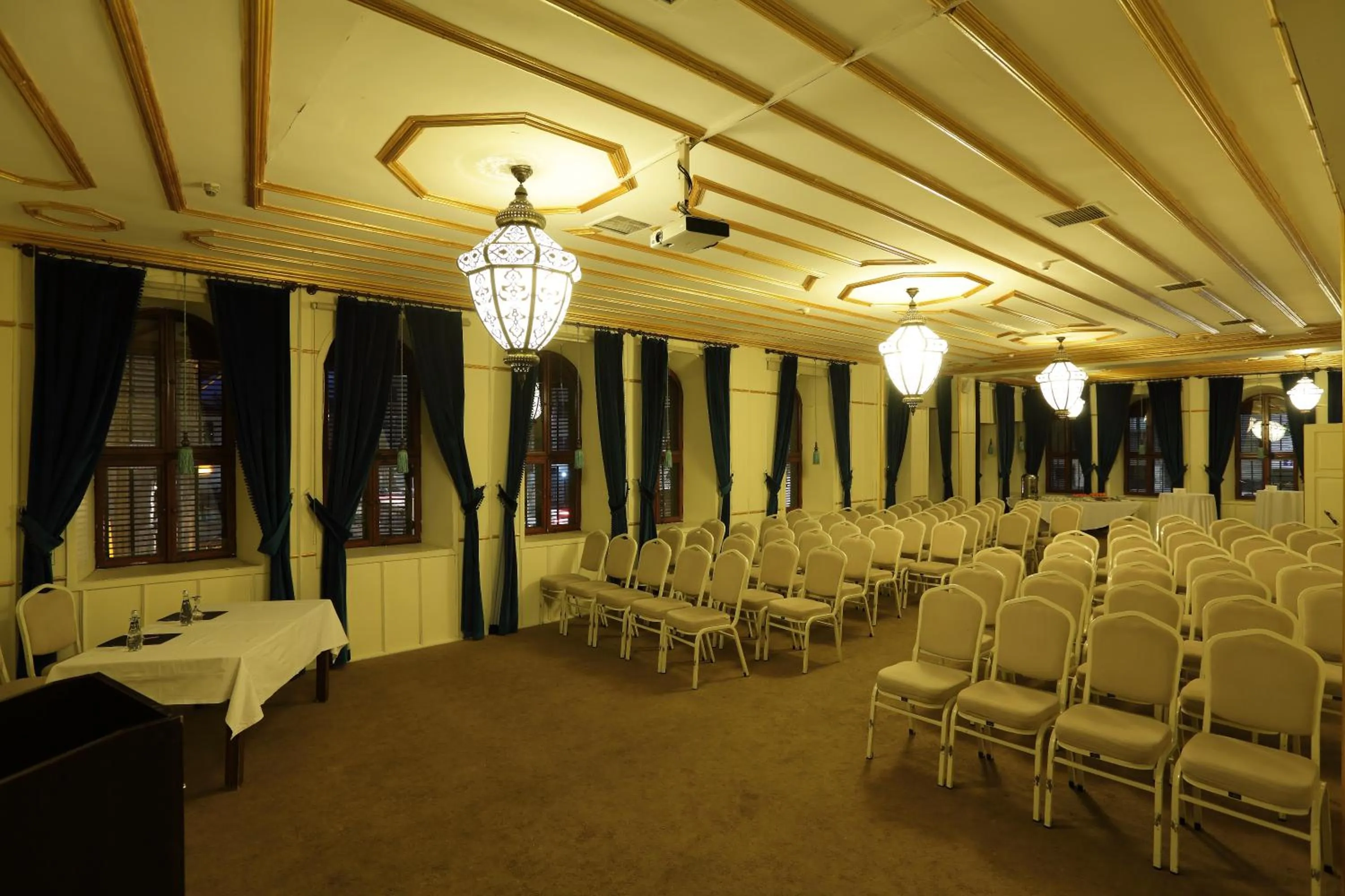 Meeting/conference room in Sirehan Hotel