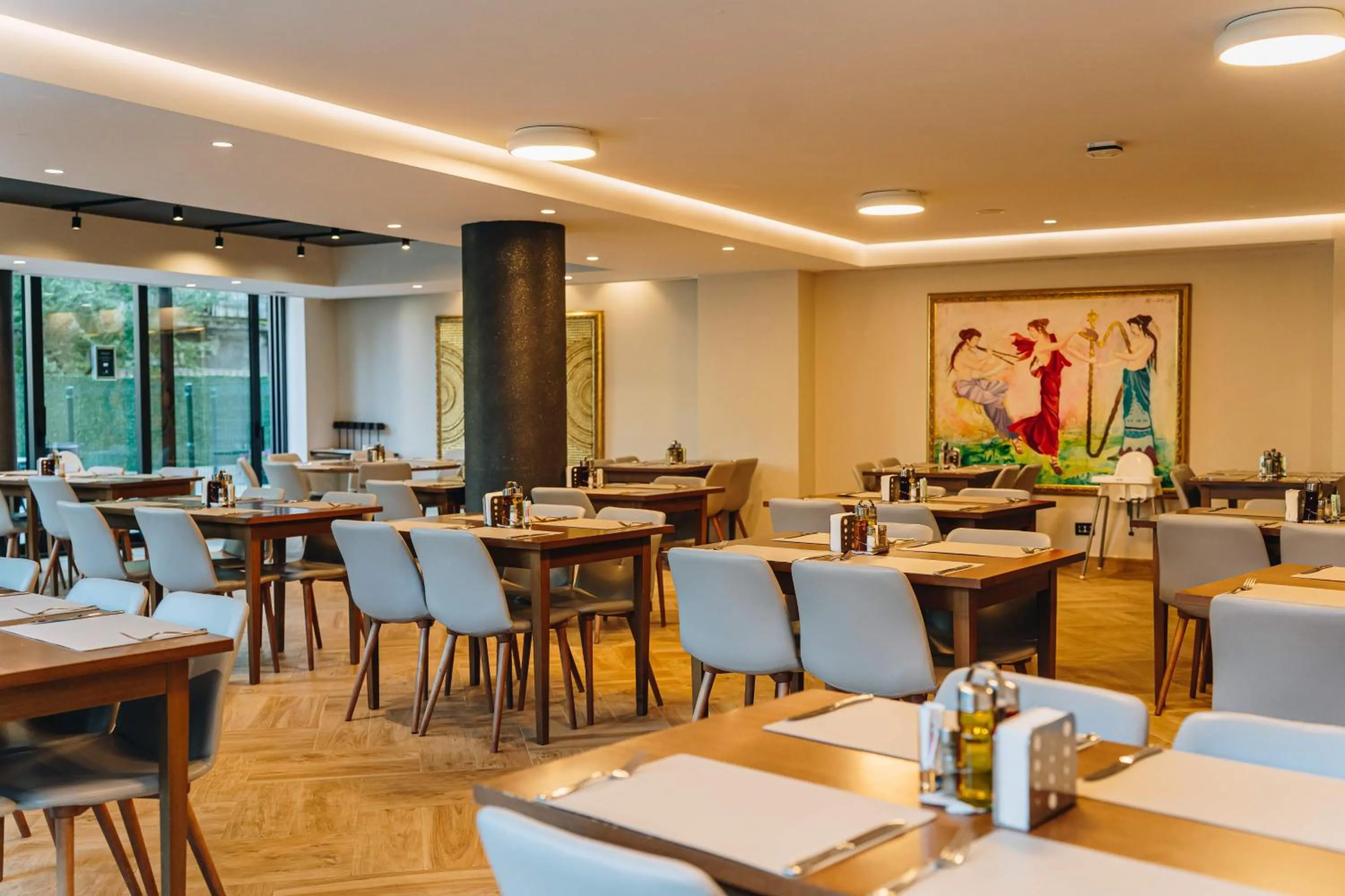 Restaurant/places to eat in Hotel Tonanti