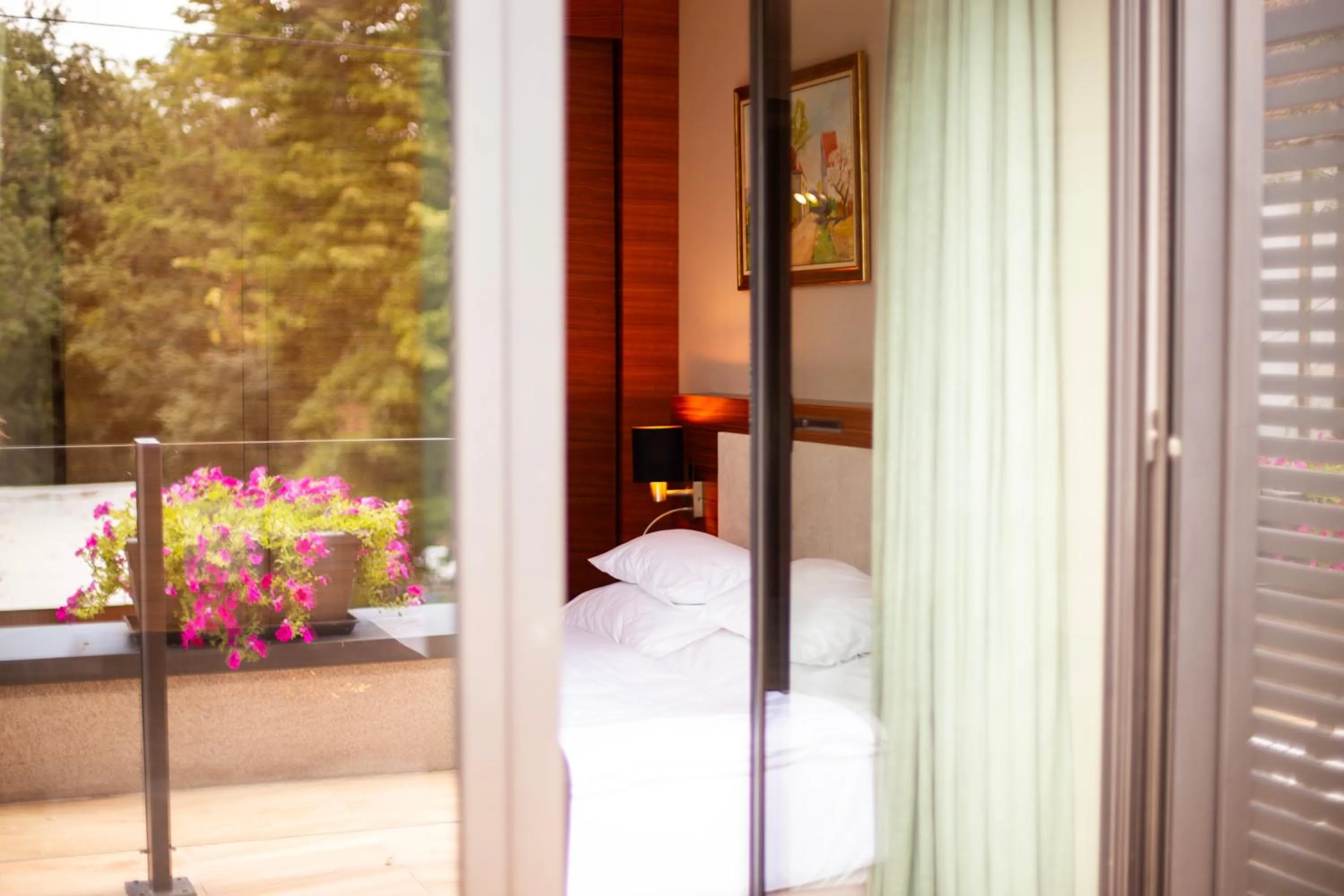 Balcony/Terrace, Bed in Hotel Tonanti