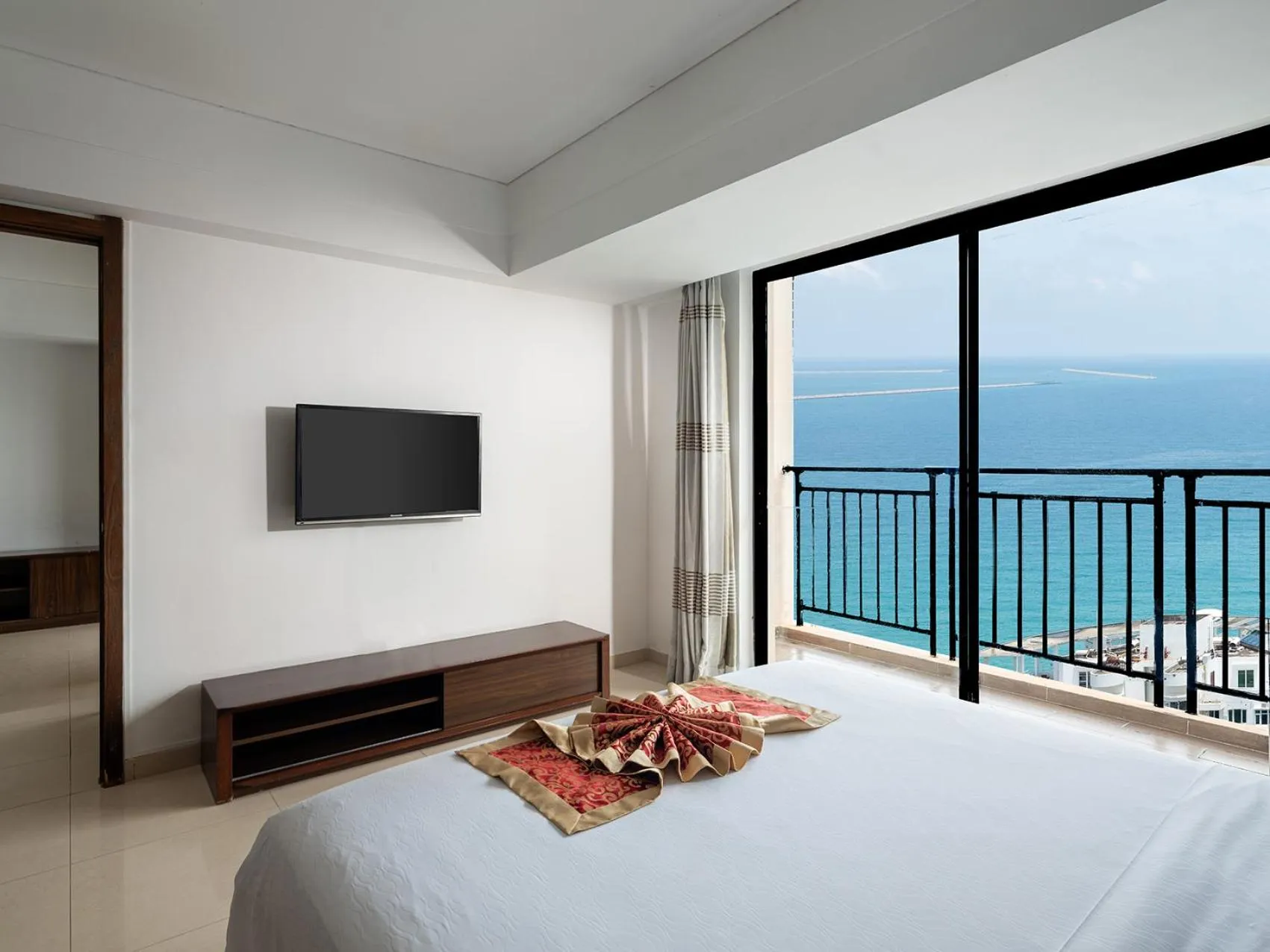 View (from property/room), Bed in Barry Boutique Hotel Sanya