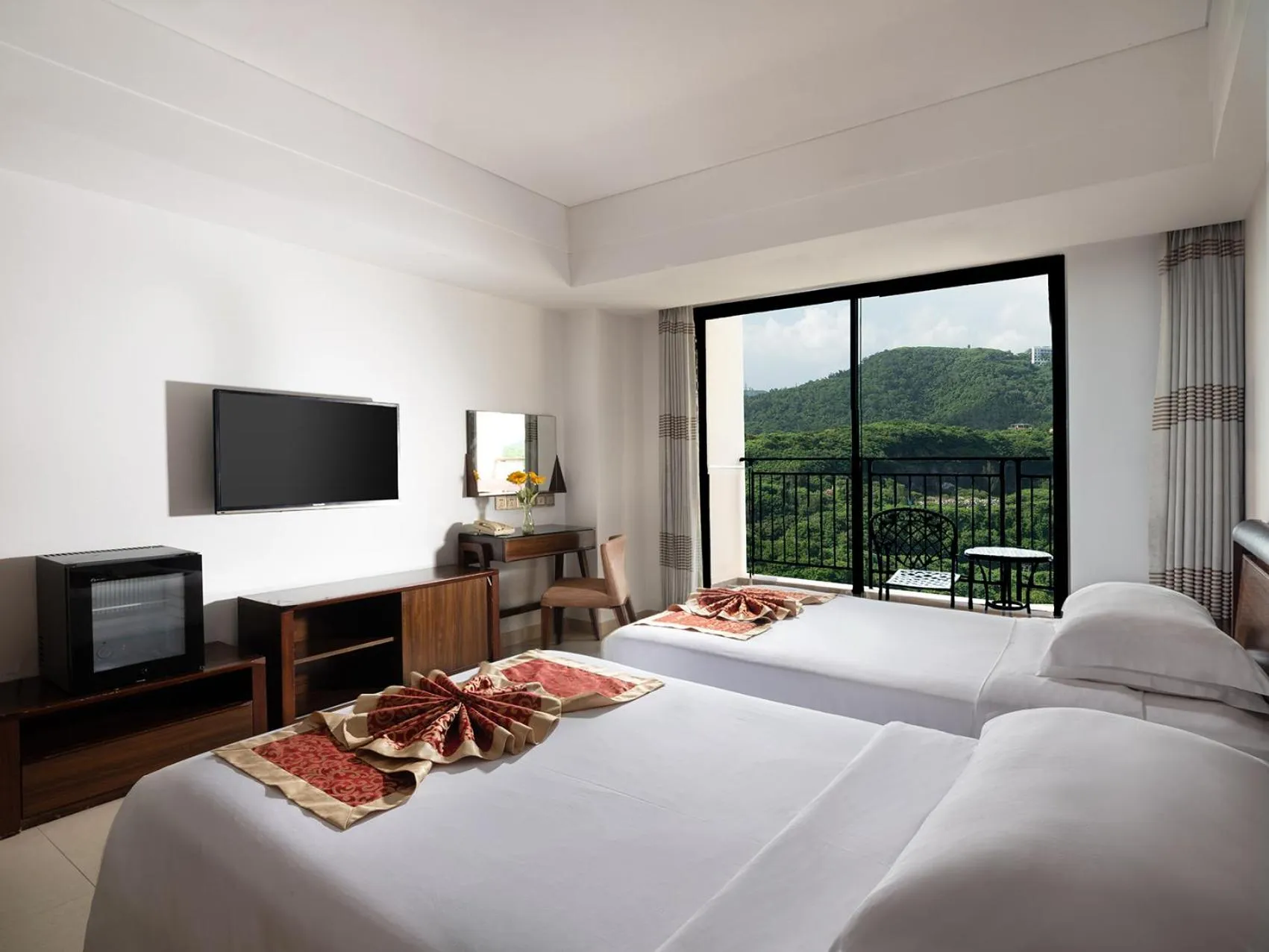 Bed in Barry Boutique Hotel Sanya