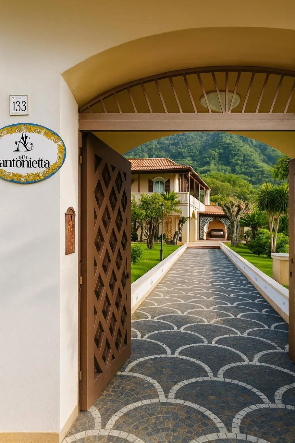 Facade/entrance in Villa Antonietta Ischia