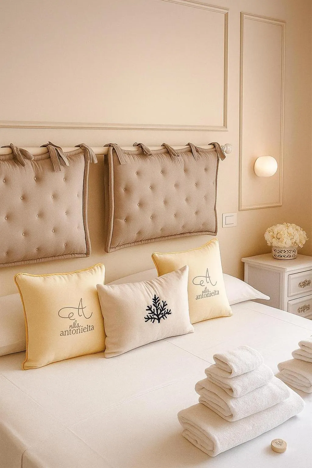 Bed in Villa Antonietta Ischia