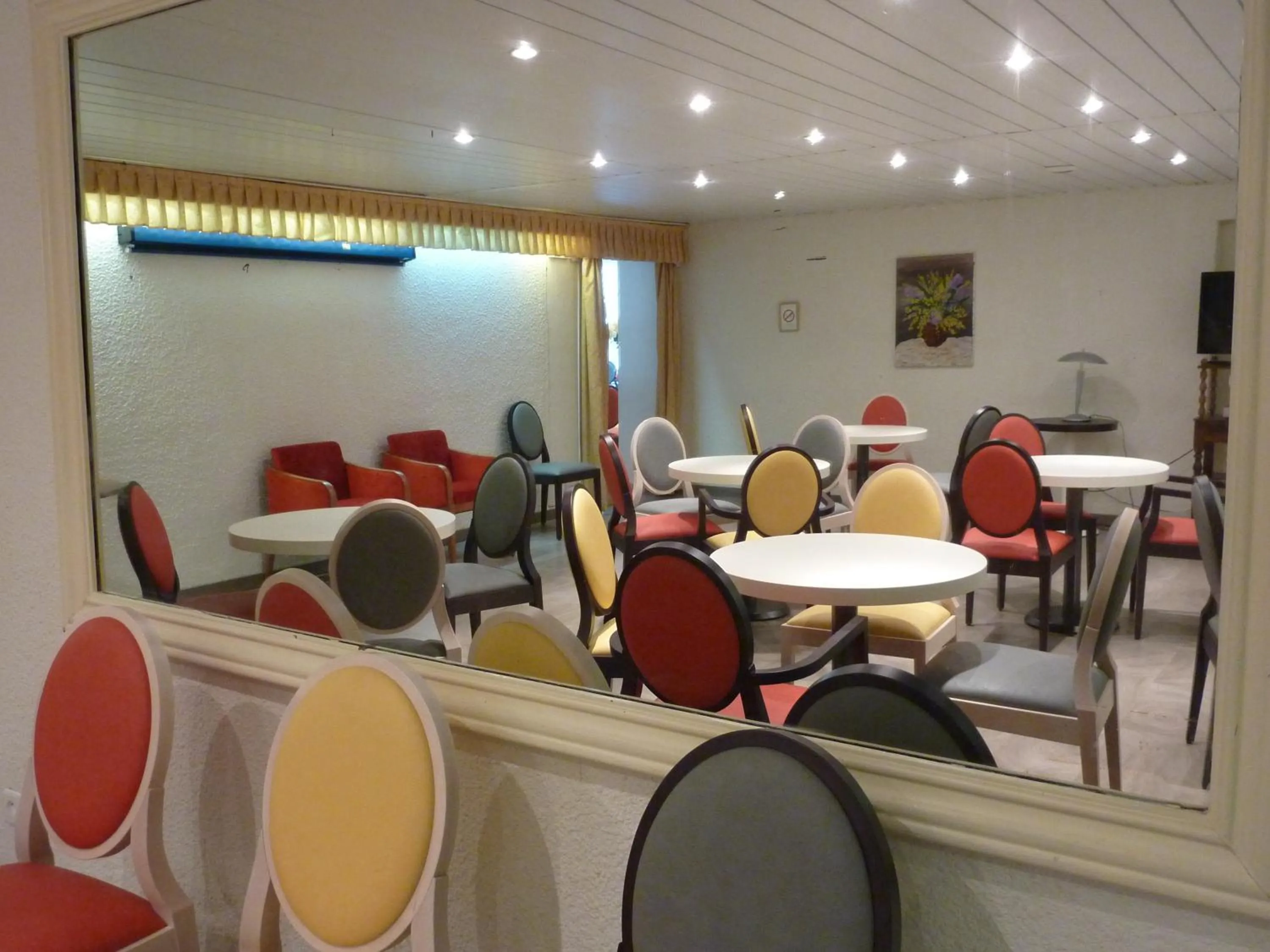 Banquet/Function facilities in Cit'Hotel de La Vallée