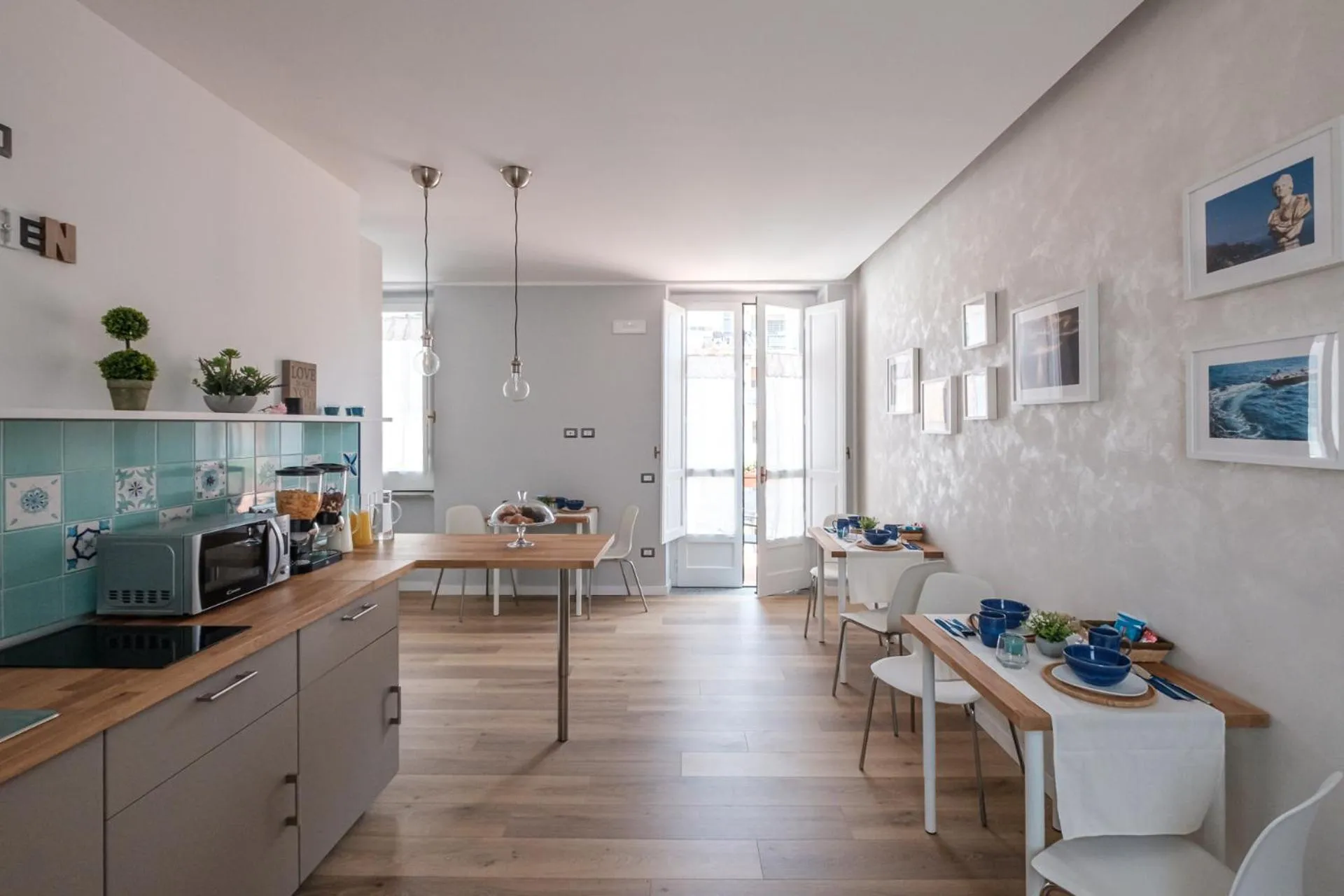 Communal kitchen in B&B Terza Luna