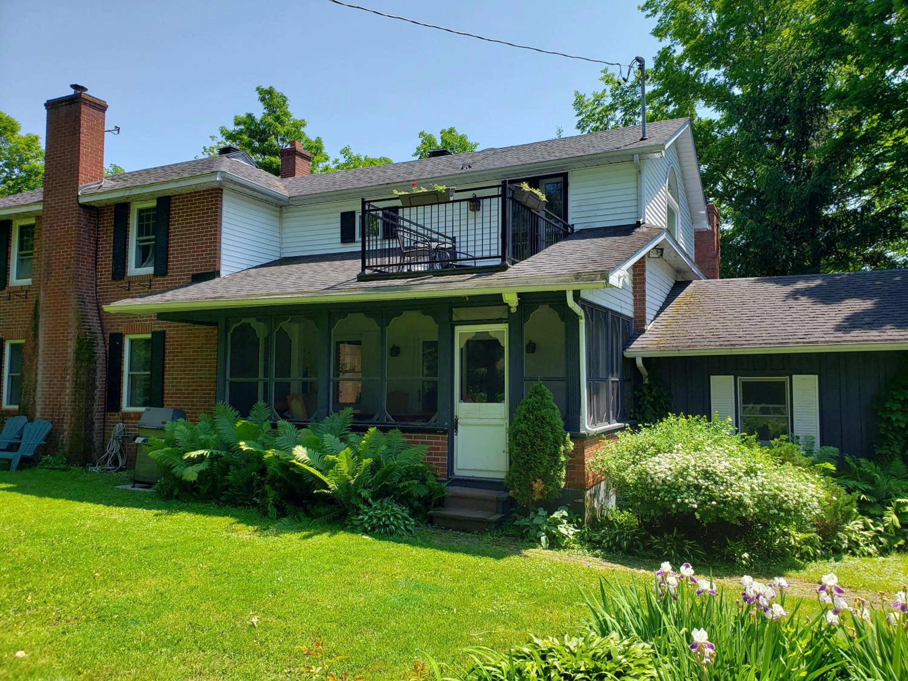 Property building in Auberge du Vignoble Bromont