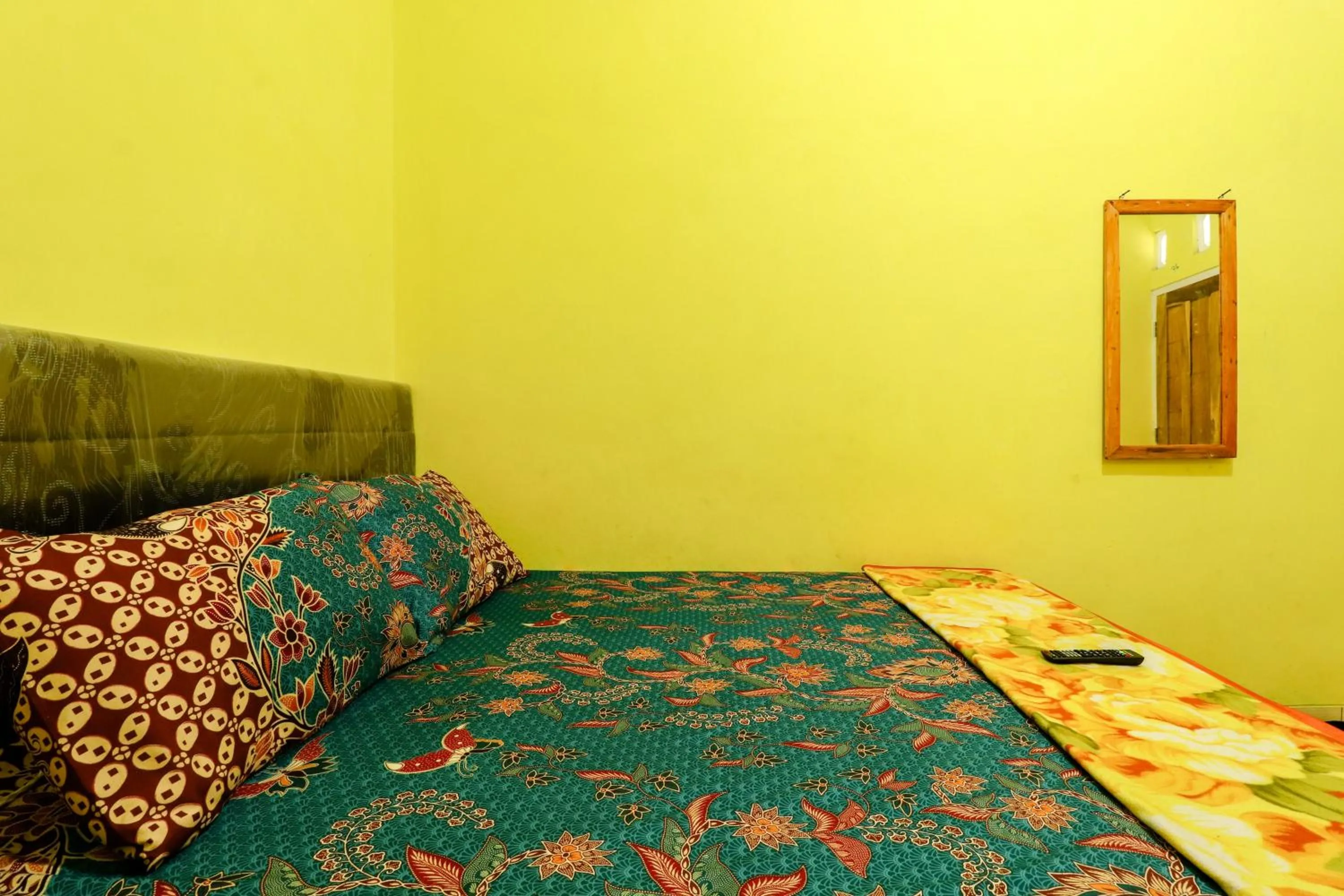 Bedroom, Bed in Willy Homestay Borobudur