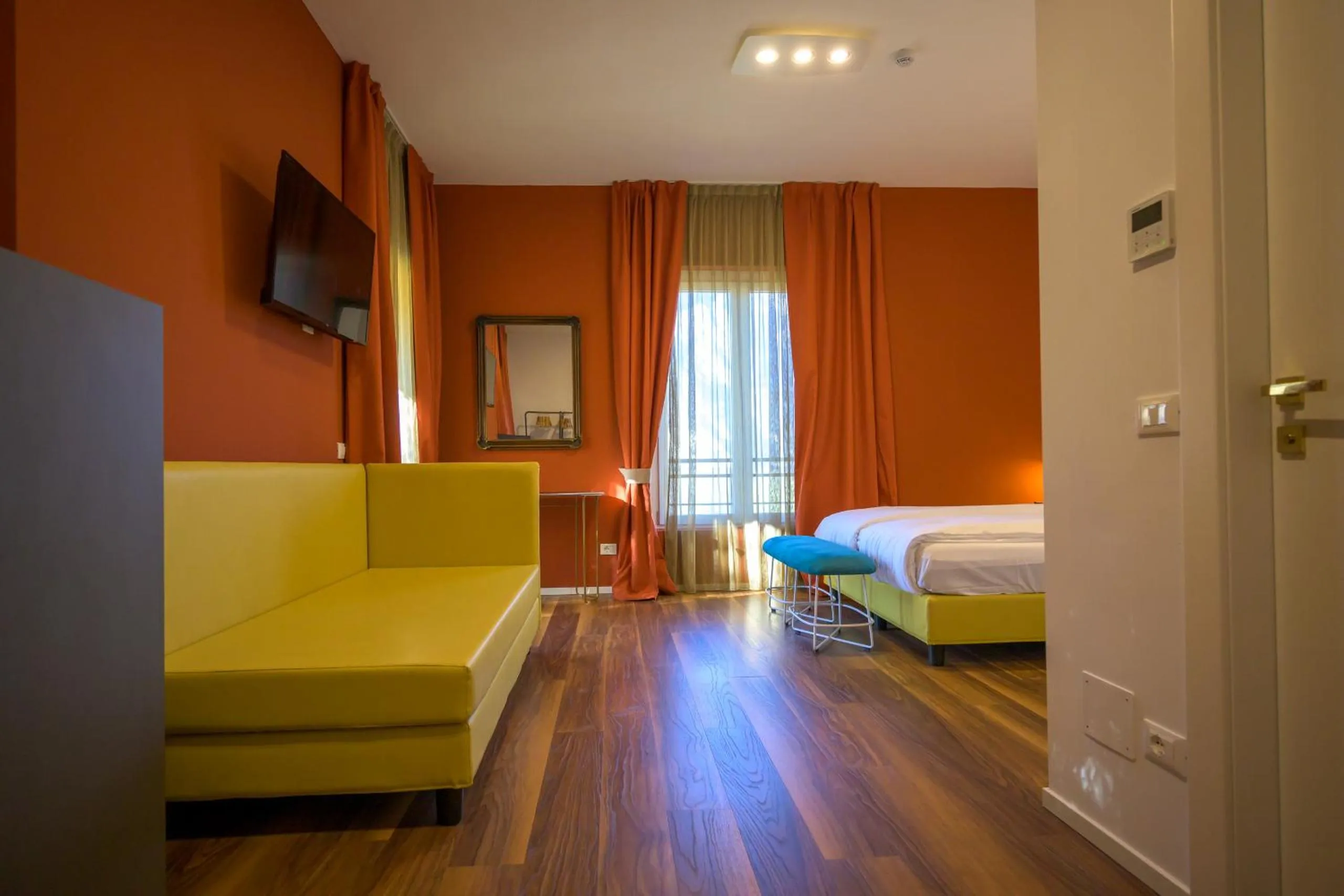 Photo of the whole room, Bed in Hotel Paradiso Conca d'Oro
