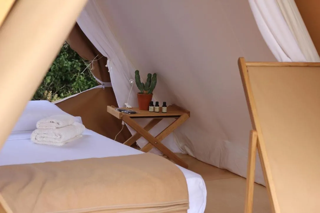 Bed in Hotel Fundació L'Olivar