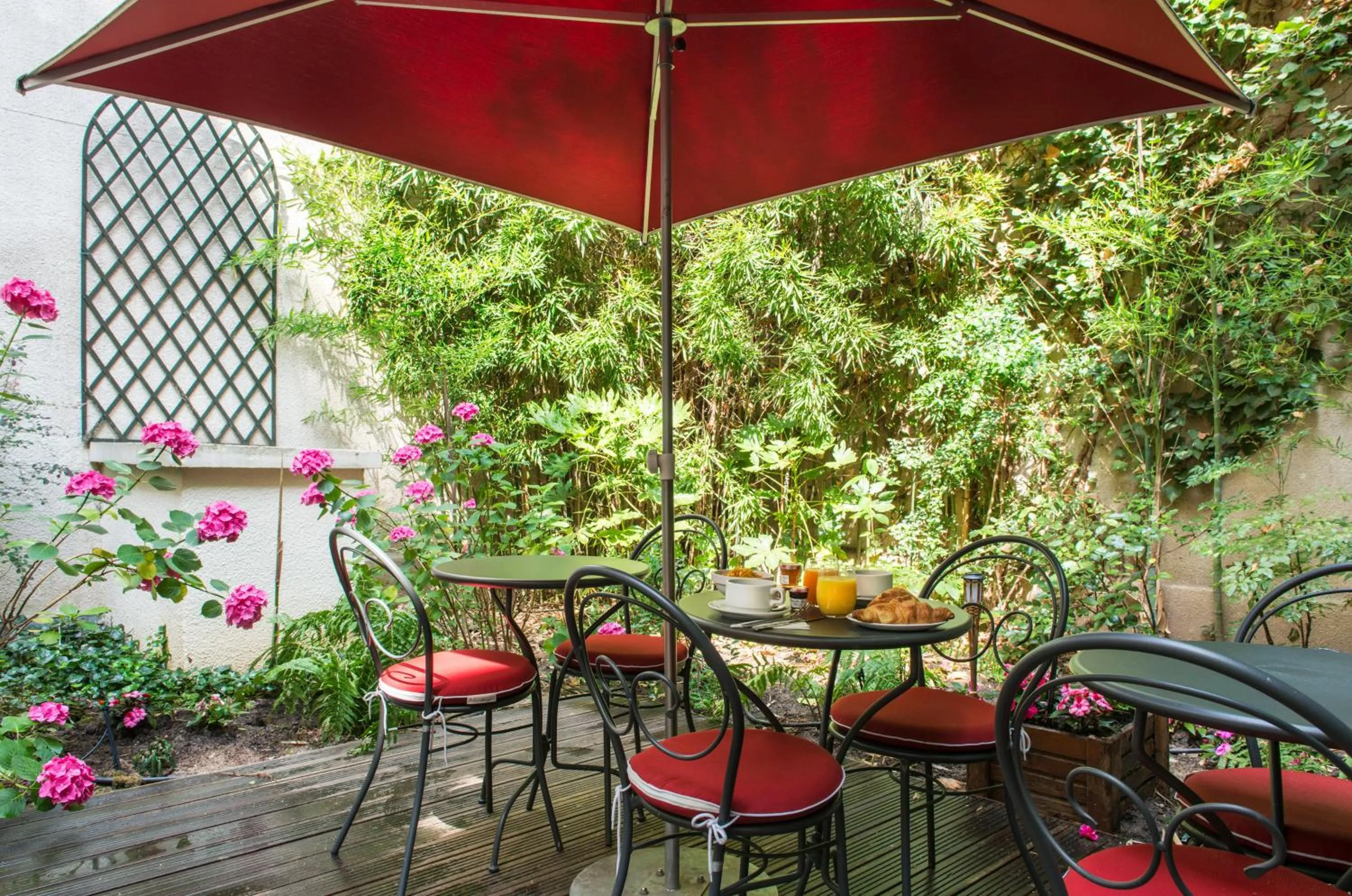 Balcony/Terrace in Dièse Hôtel Bastille