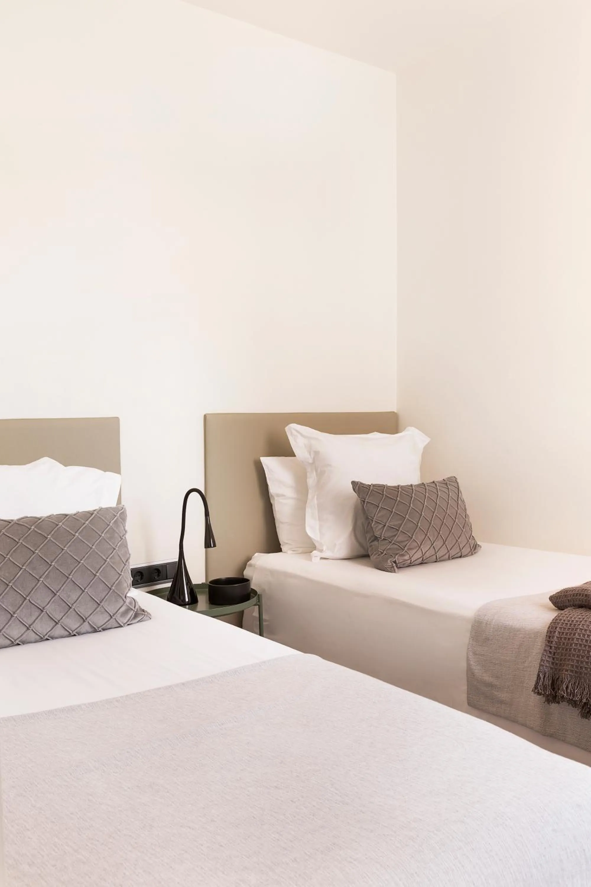 Bed in C211 Barcelona - Simaba Group