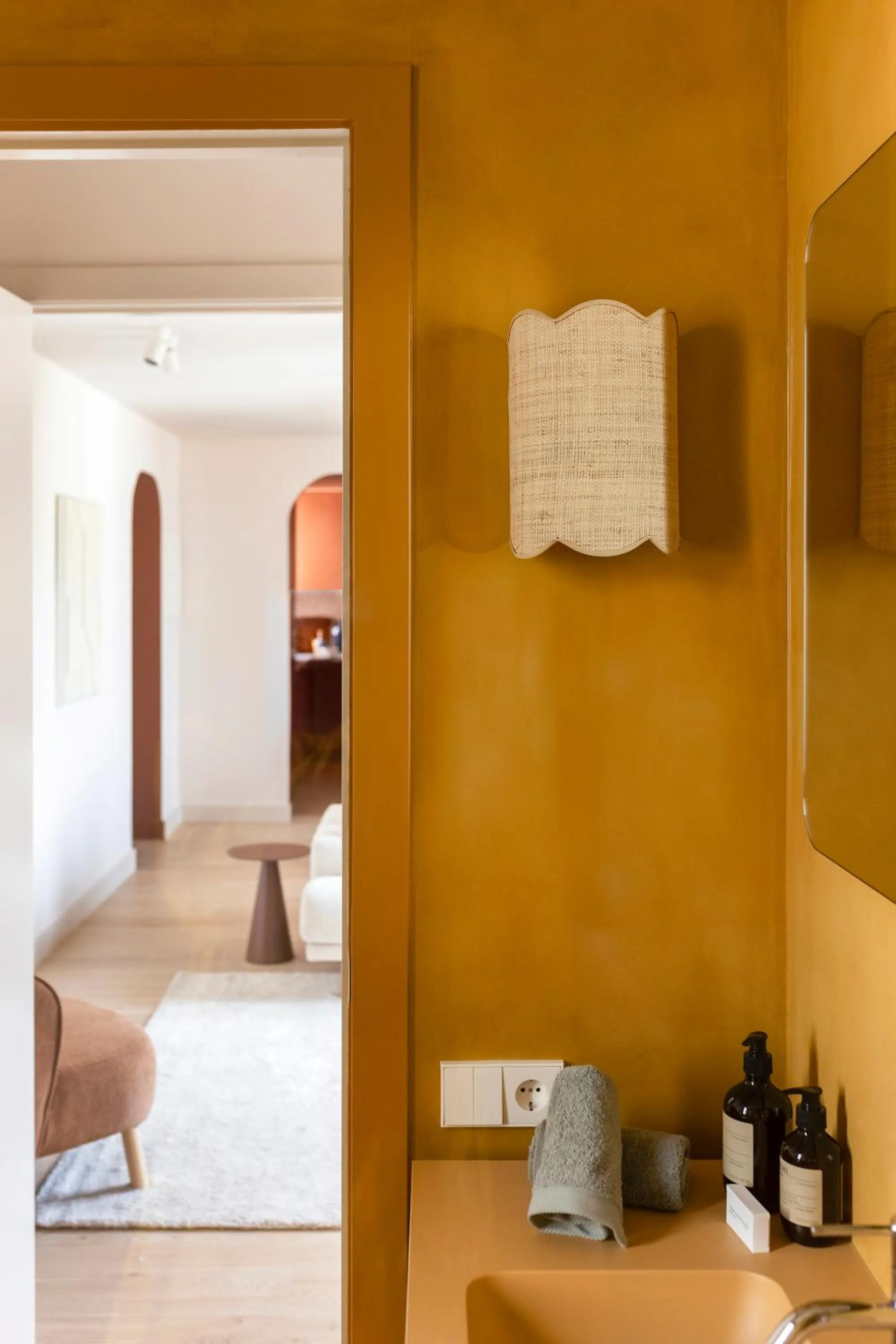 Bathroom, Bed in C211 Barcelona - Simaba Group