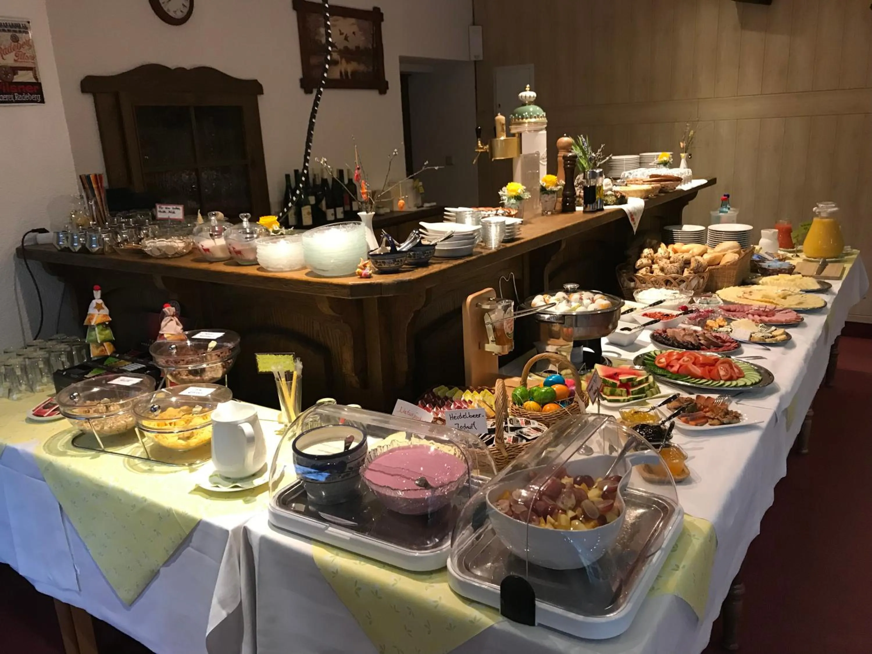 Breakfast in Forsthaus Luchsenburg