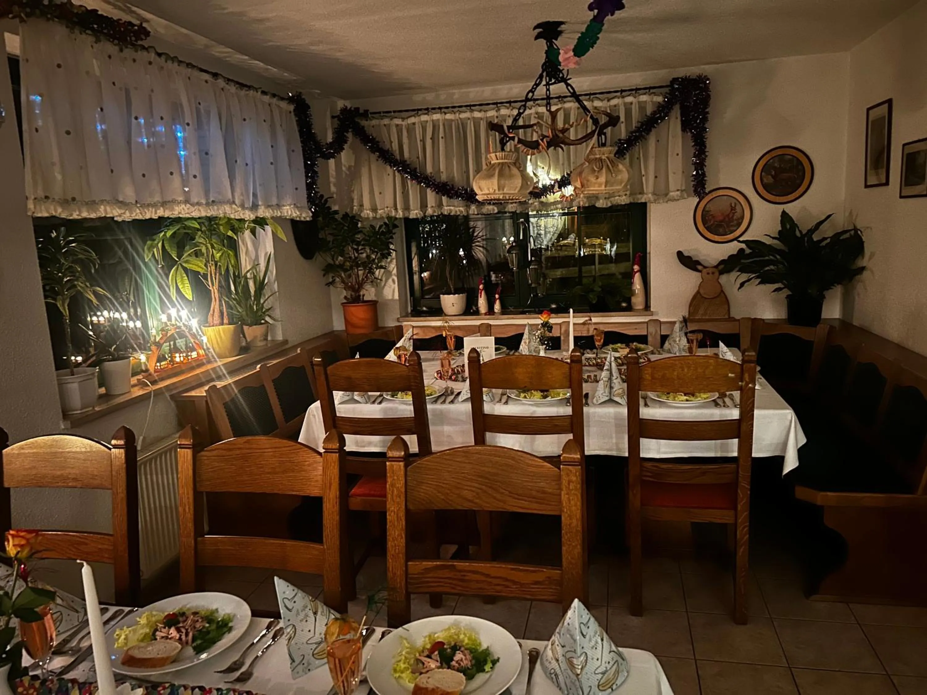 Restaurant/places to eat in Forsthaus Luchsenburg