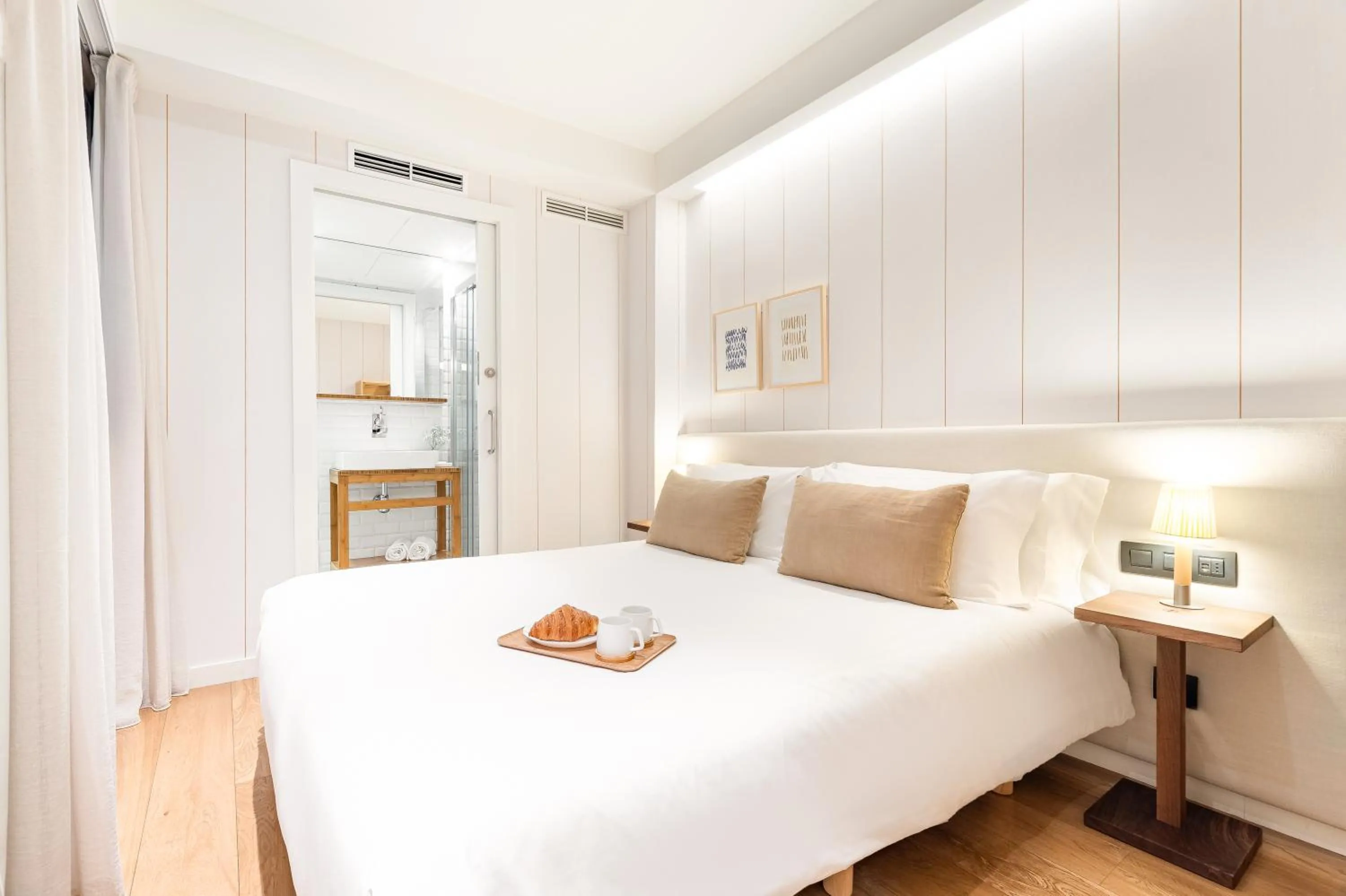 Bed in Casa Bella Gracia by Aspasios