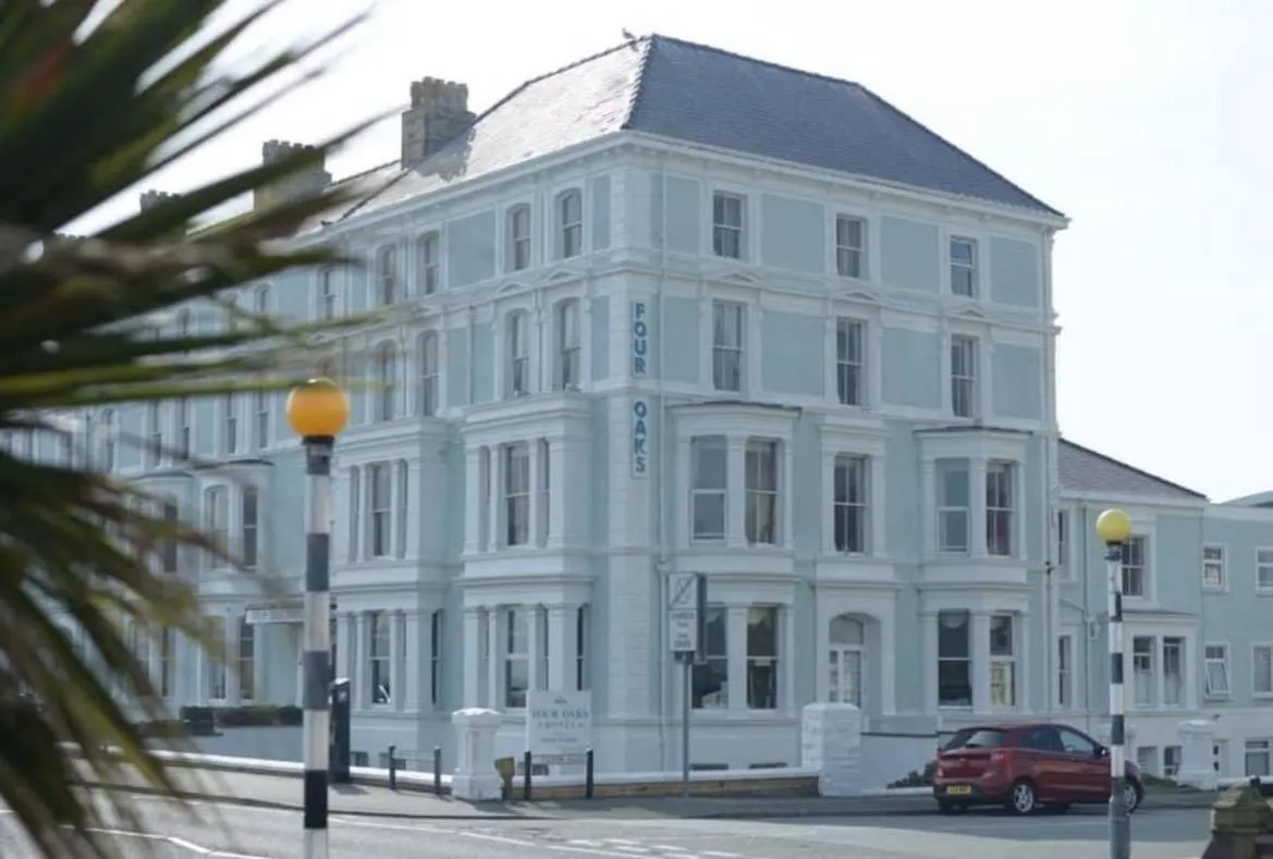 Property building in Four Oaks Hotel