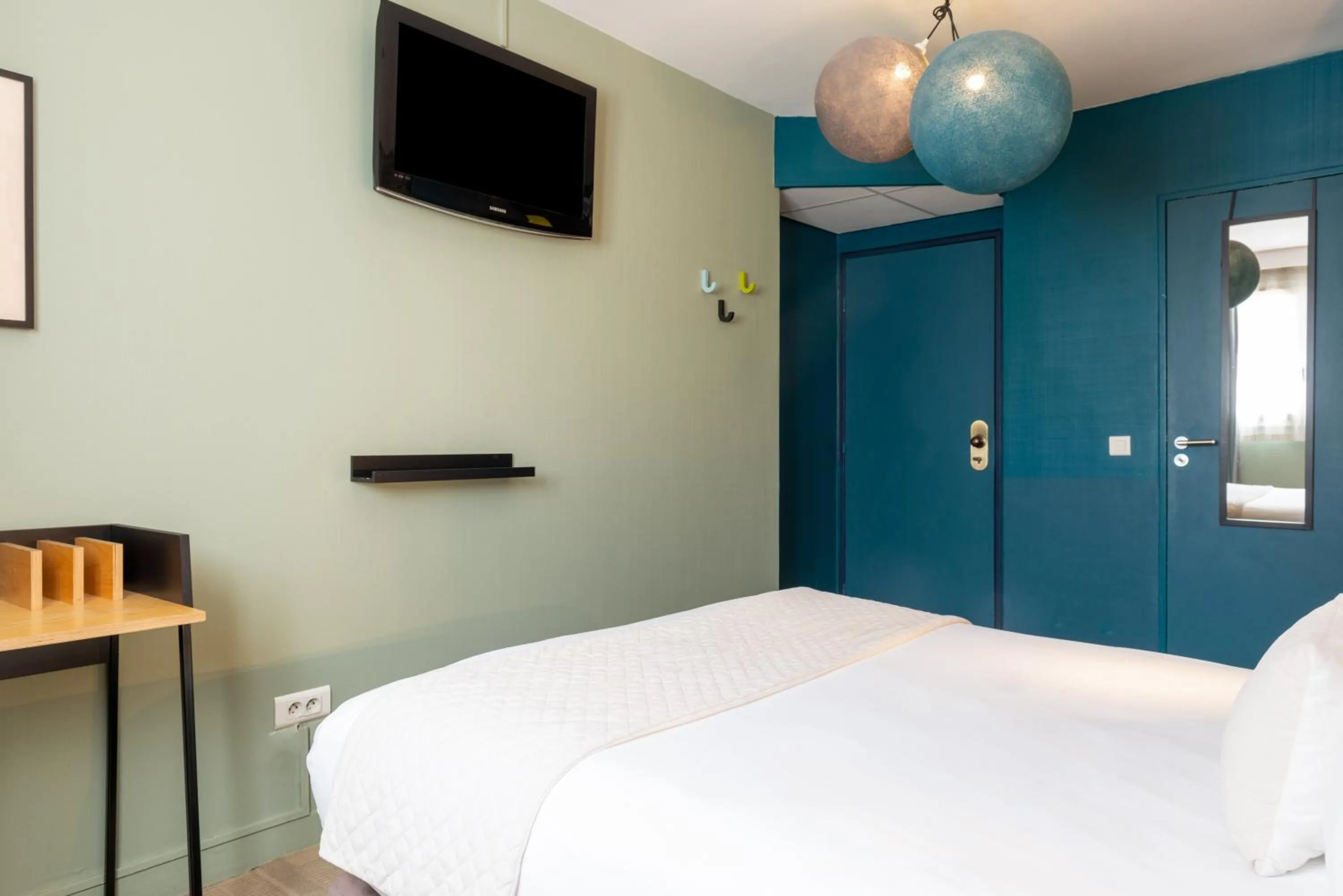 Bed in Hotel Bootcamp