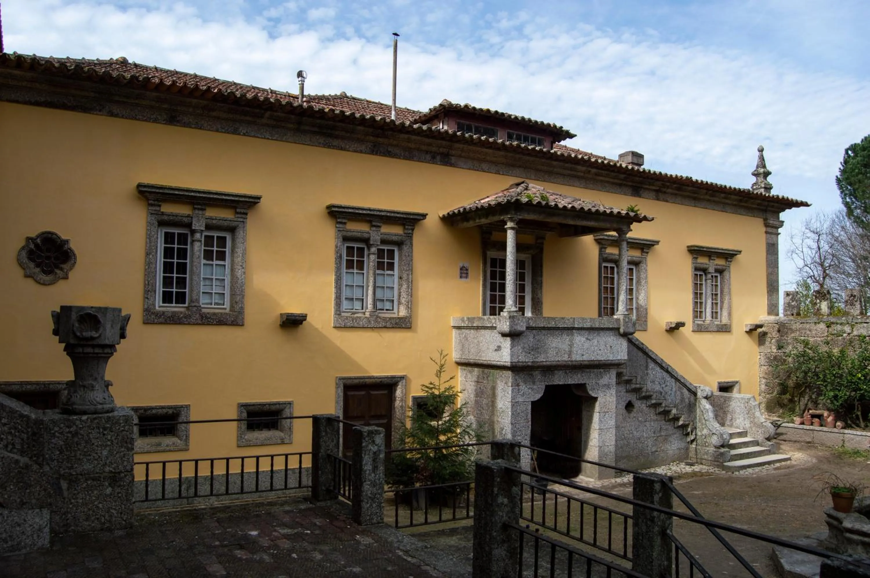 Property building in Paço de S.Cipriano