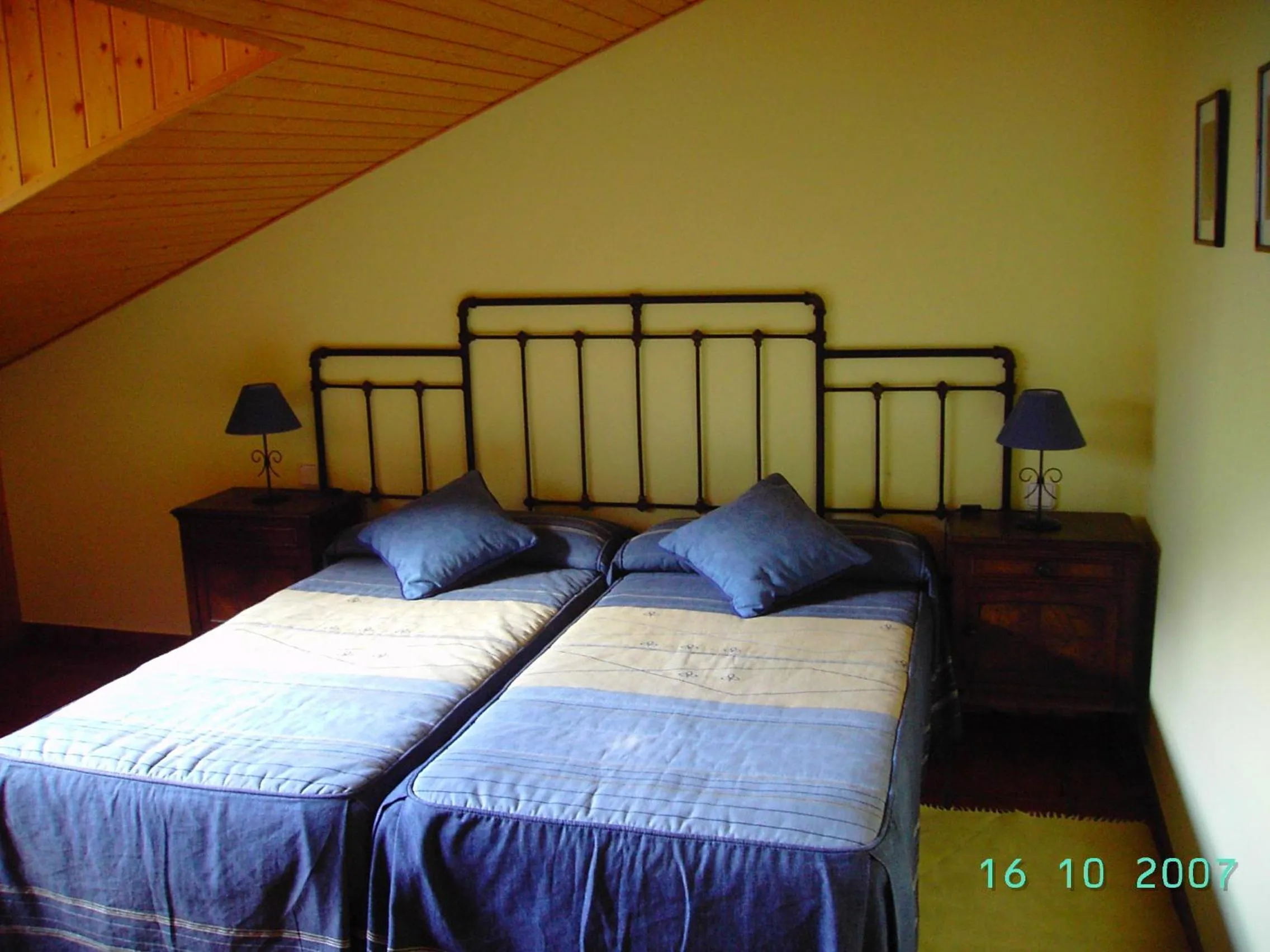 Bedroom in Hotel Rural Valle de Ancares