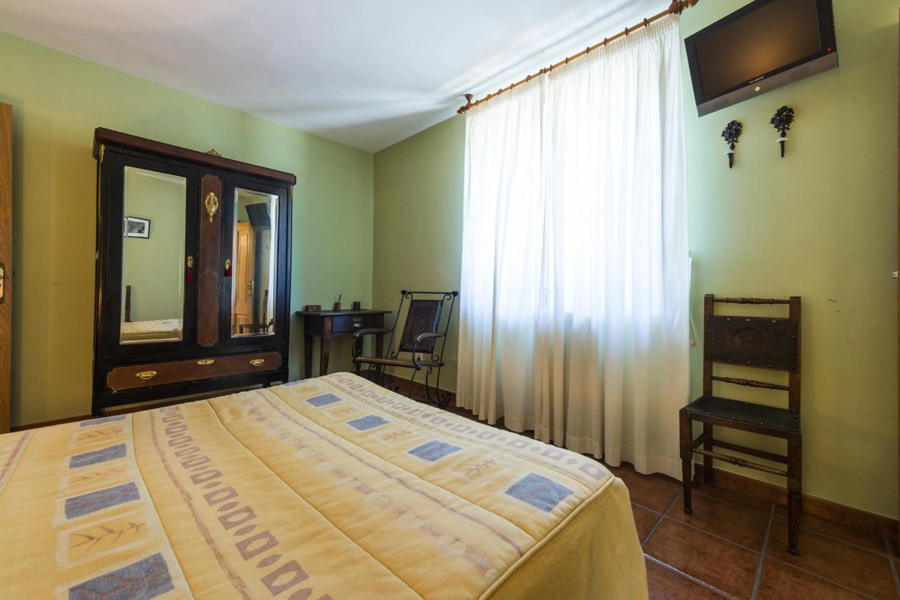 Bed in Hotel Rural Valle de Ancares