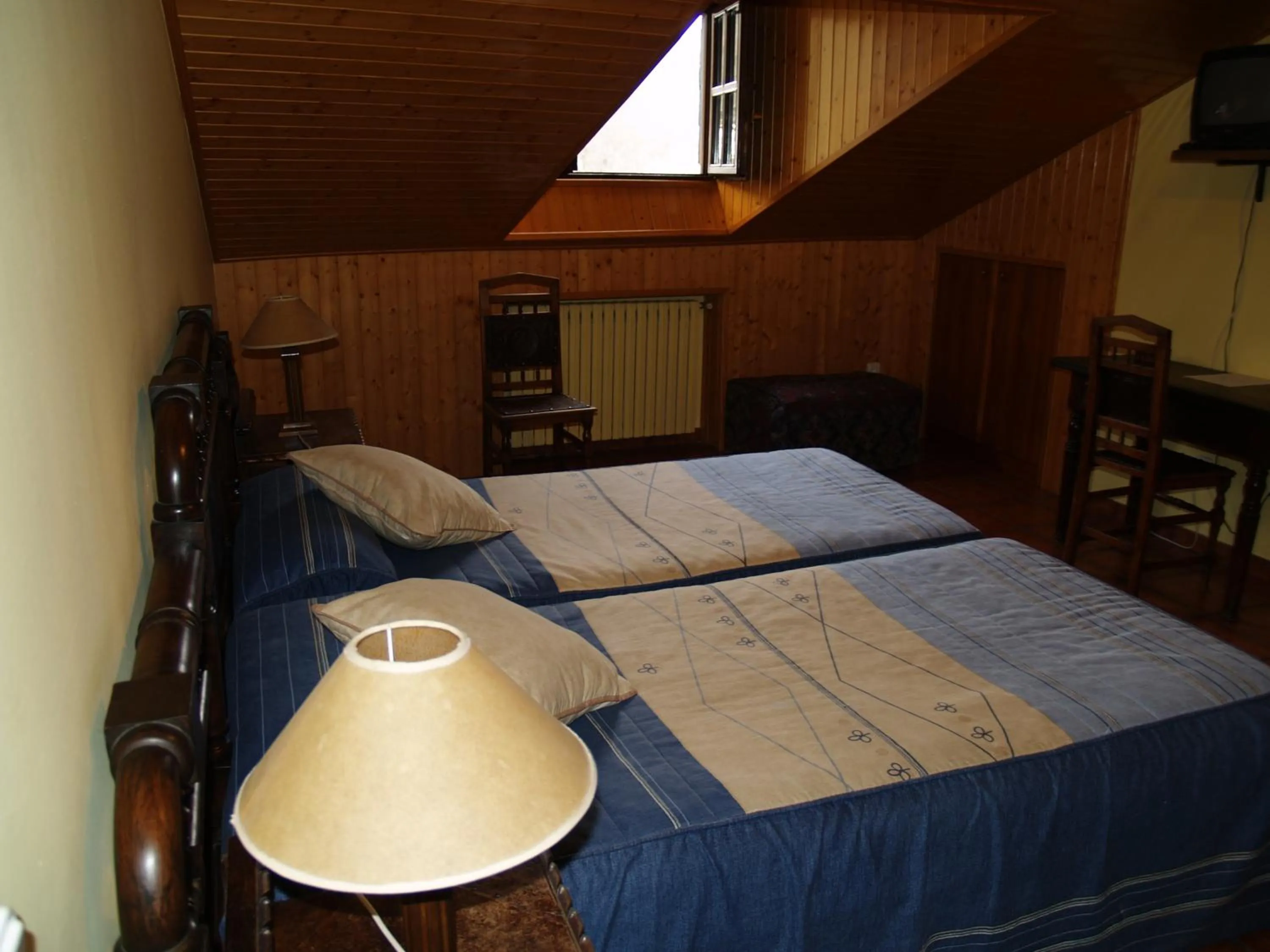 Bedroom in Hotel Rural Valle de Ancares