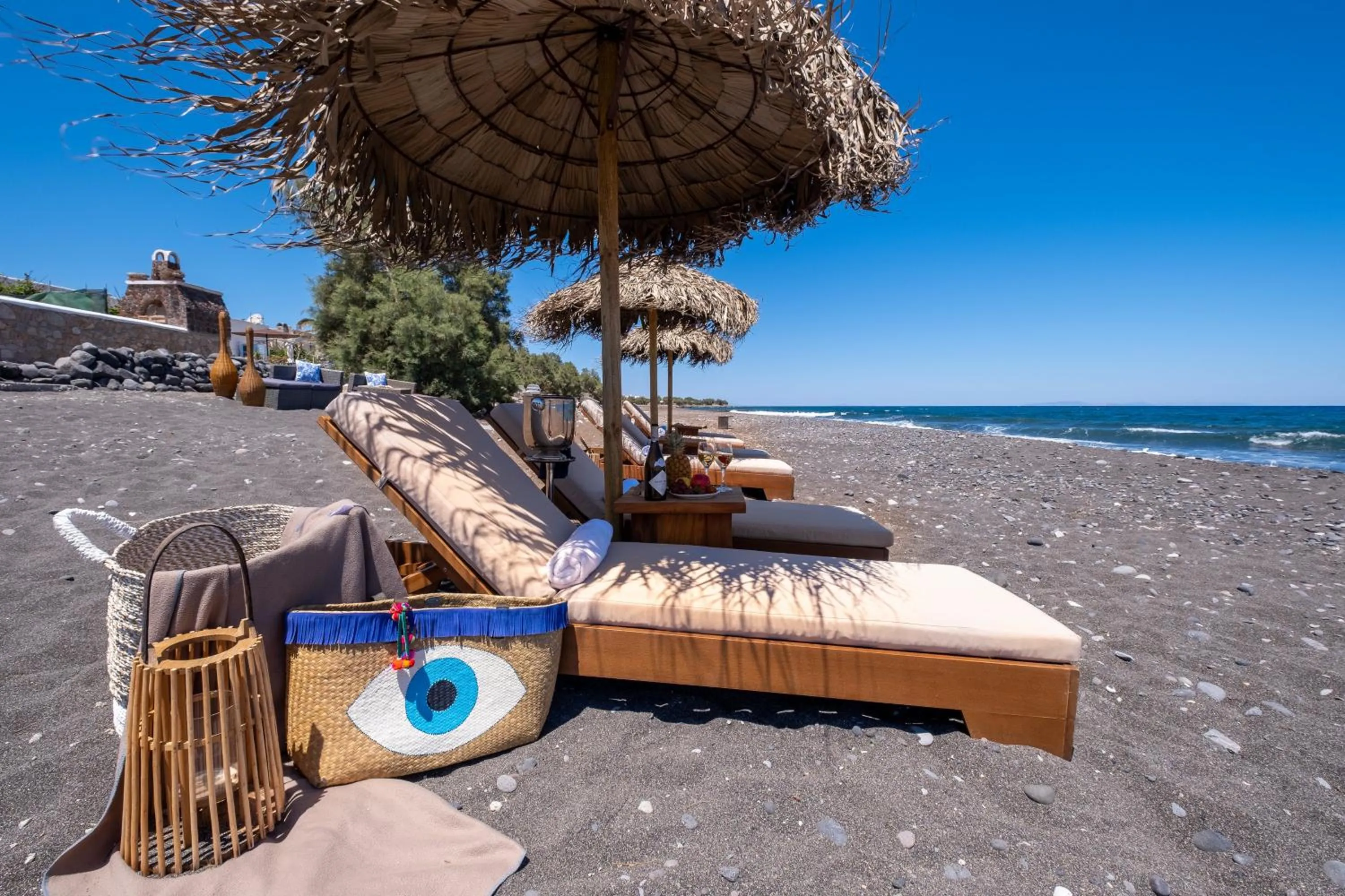 Beach in Beach Houses Santorini