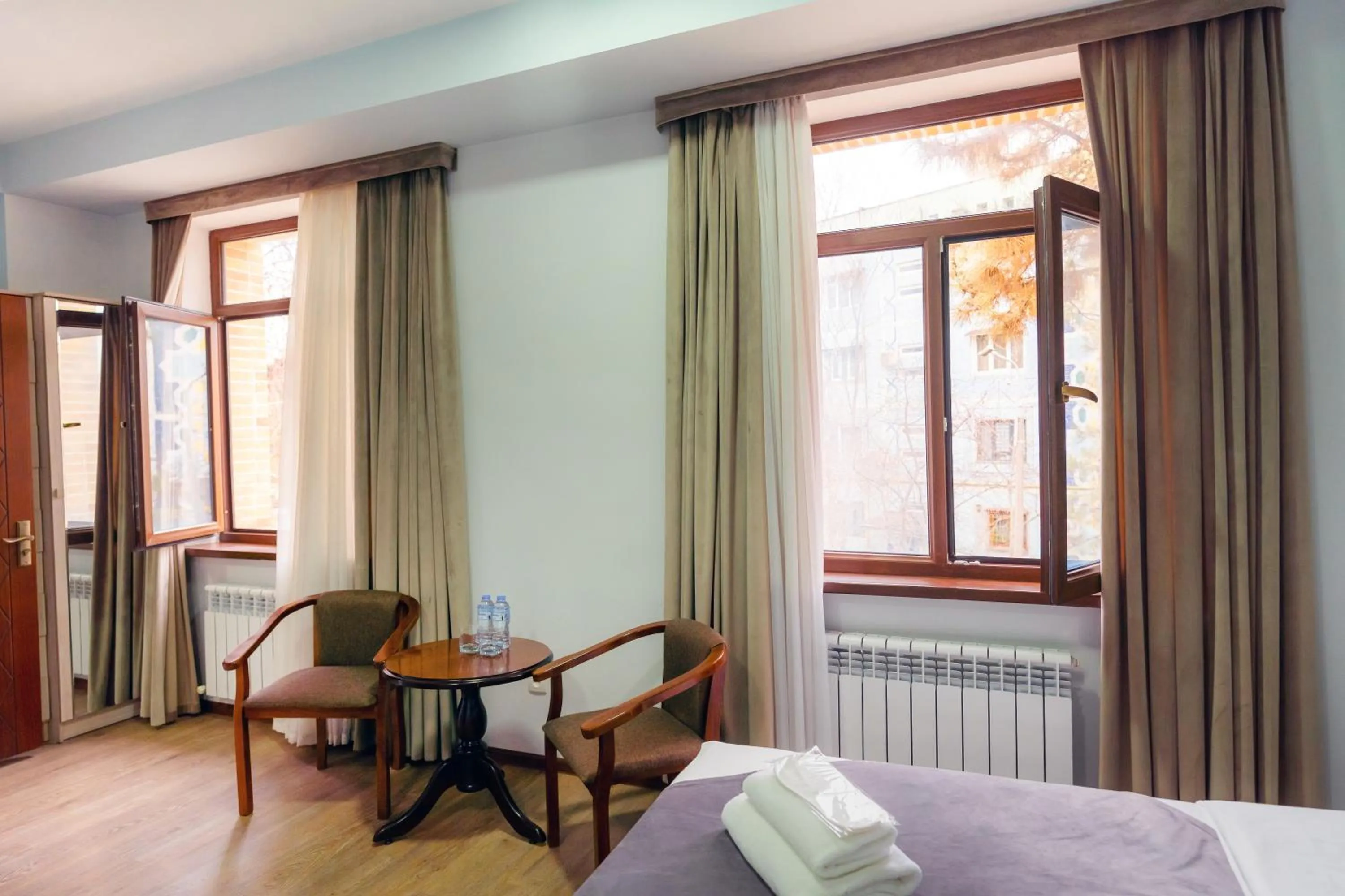 Photo of the whole room, Bed in Diamond Hotel Tashkent