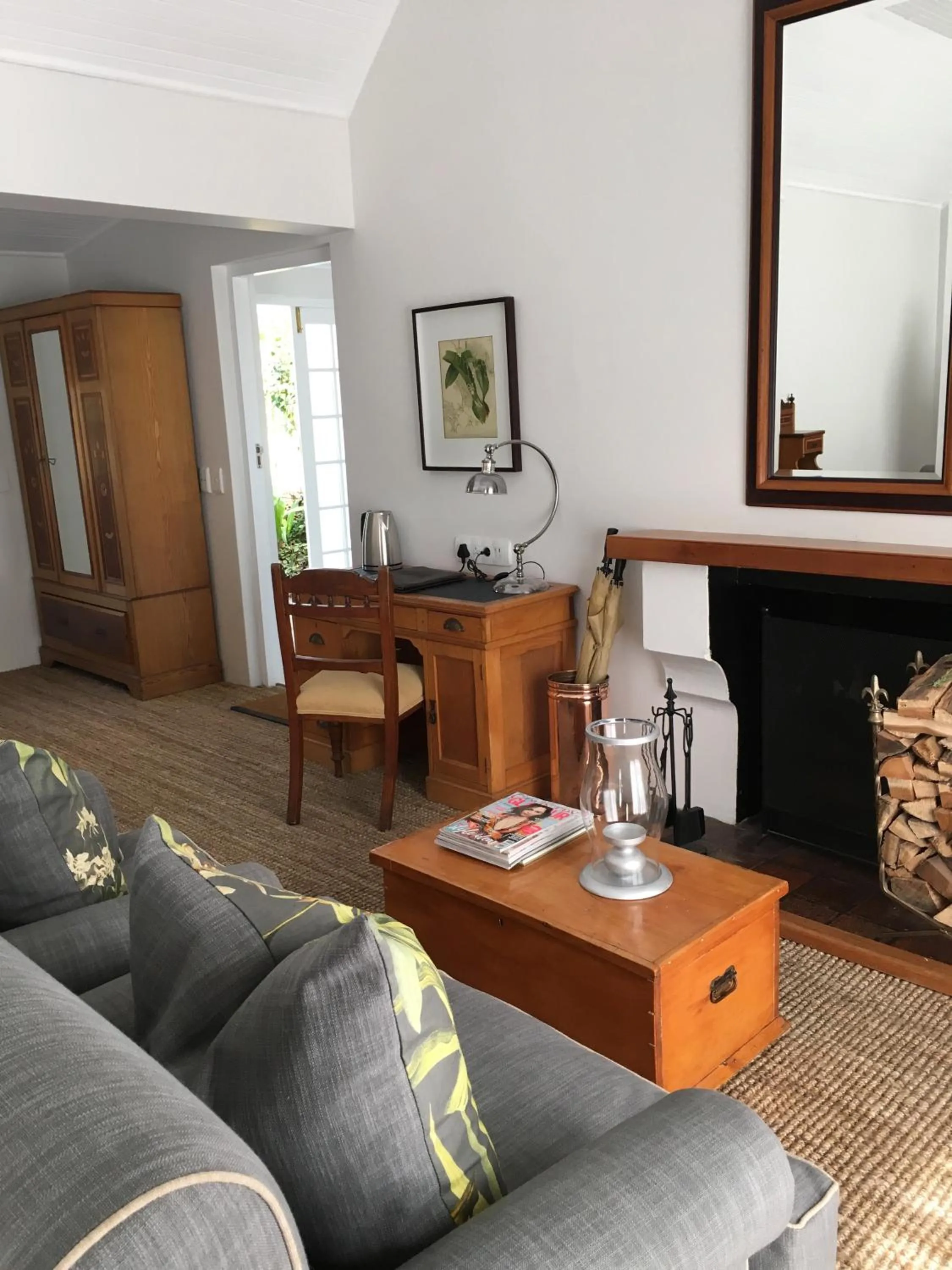 Seating area in Hunter's Country House