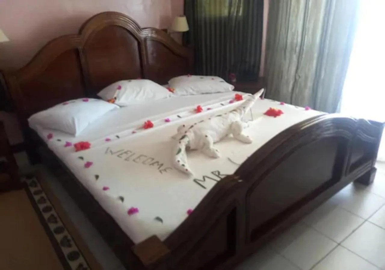 Photo of the whole room, Bed in Watamu Adventist Beach Resort