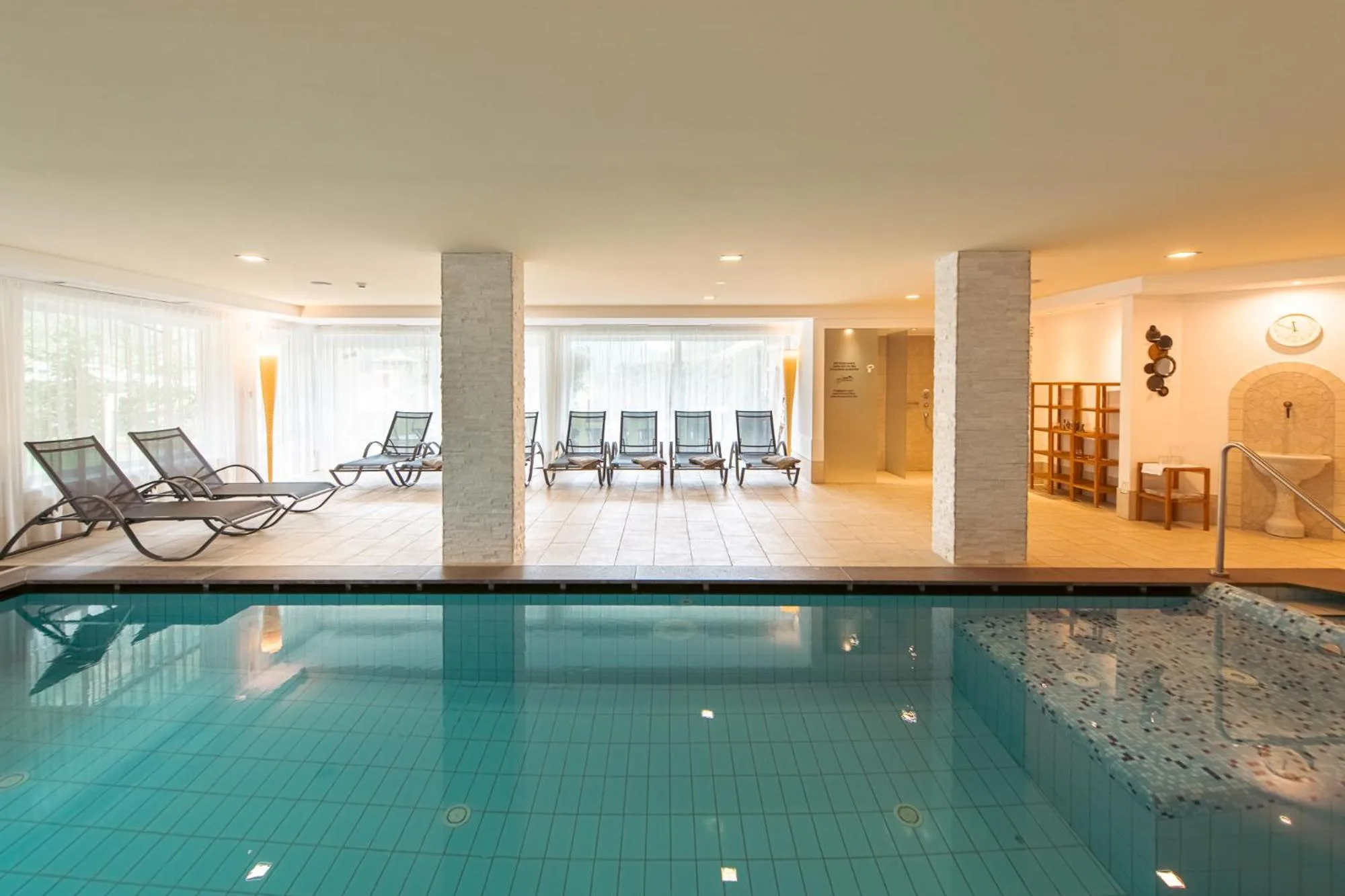 Swimming pool in Hotel Bacher
