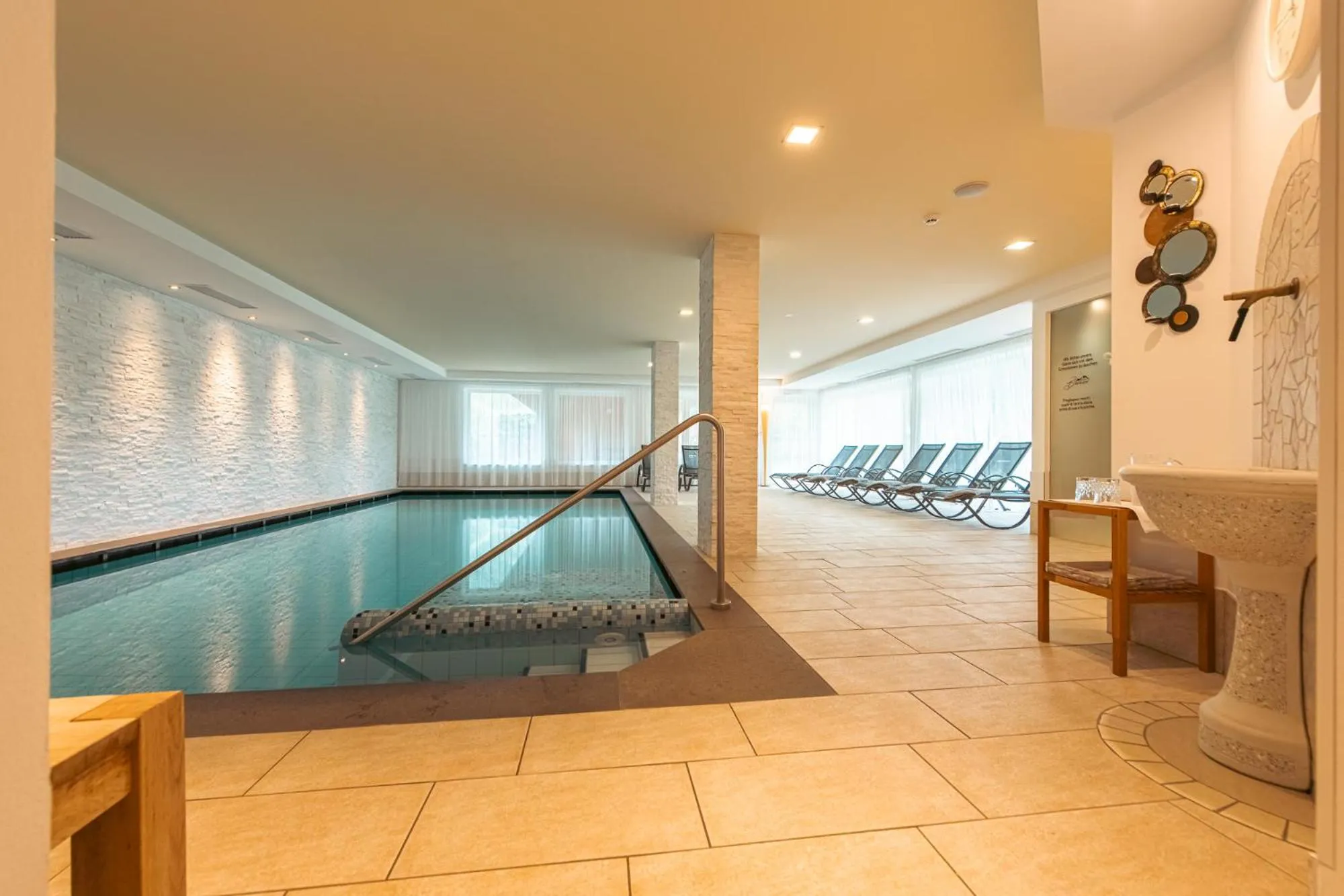 Swimming pool in Hotel Bacher