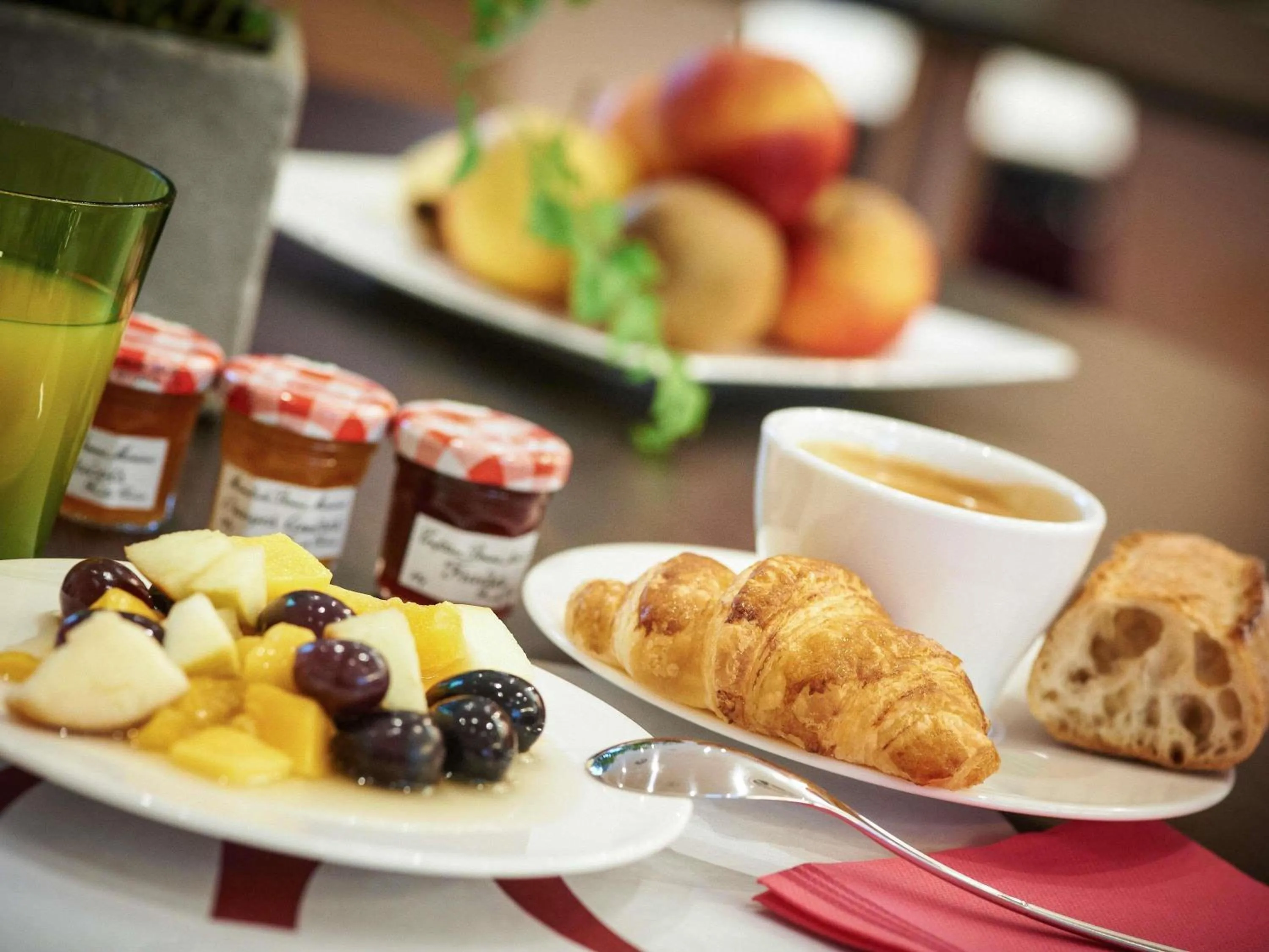 Breakfast in Mercure Cholet Centre