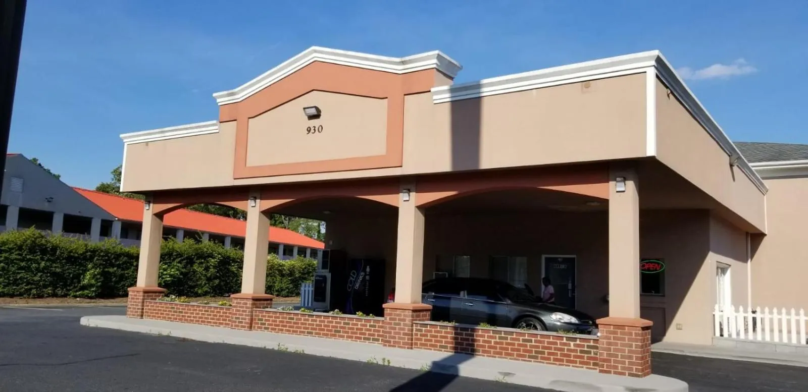 Property building in Budget Lodge